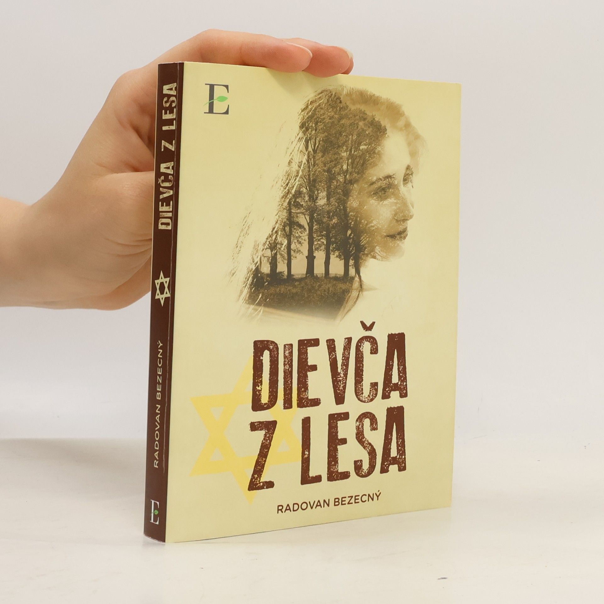 Dievča z lesa