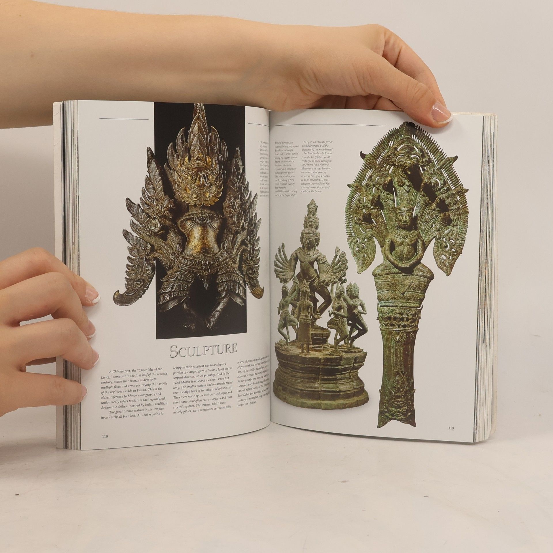 Marilia Albanese Angkor - Splendors of the Khmer Civilization
