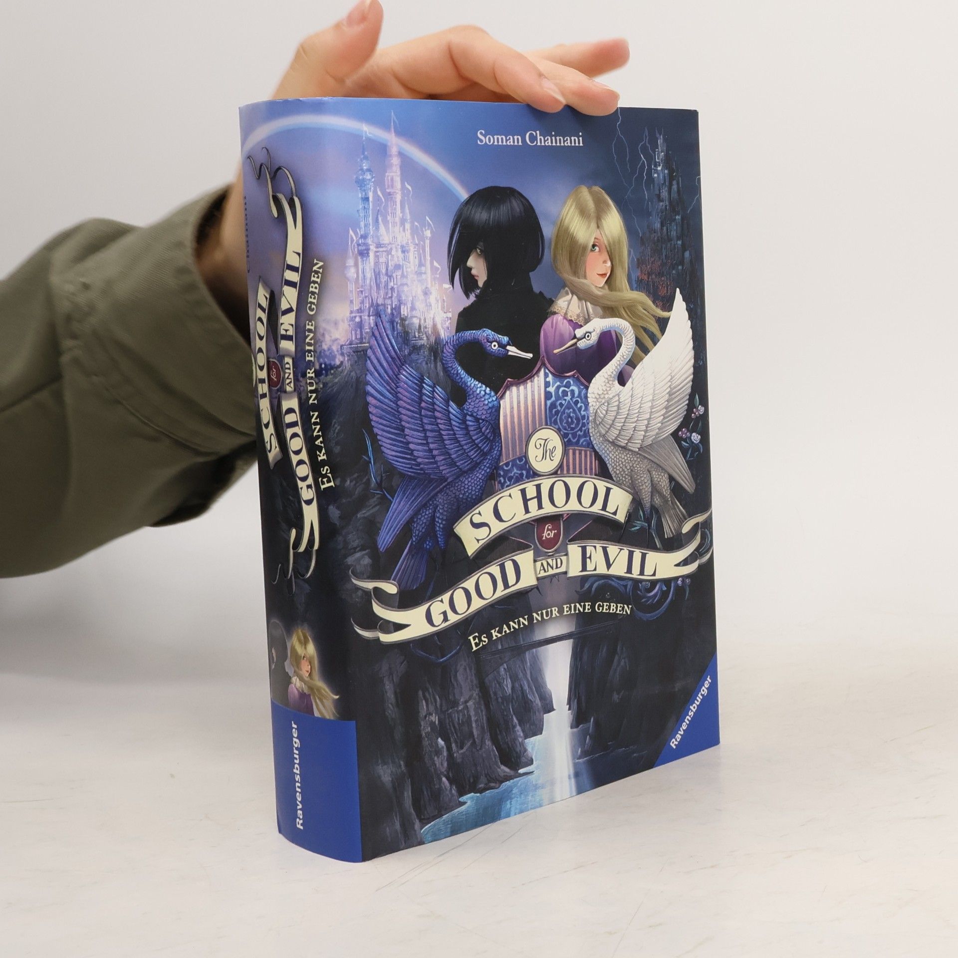 Soman Chainani The School for Good and Evil 1