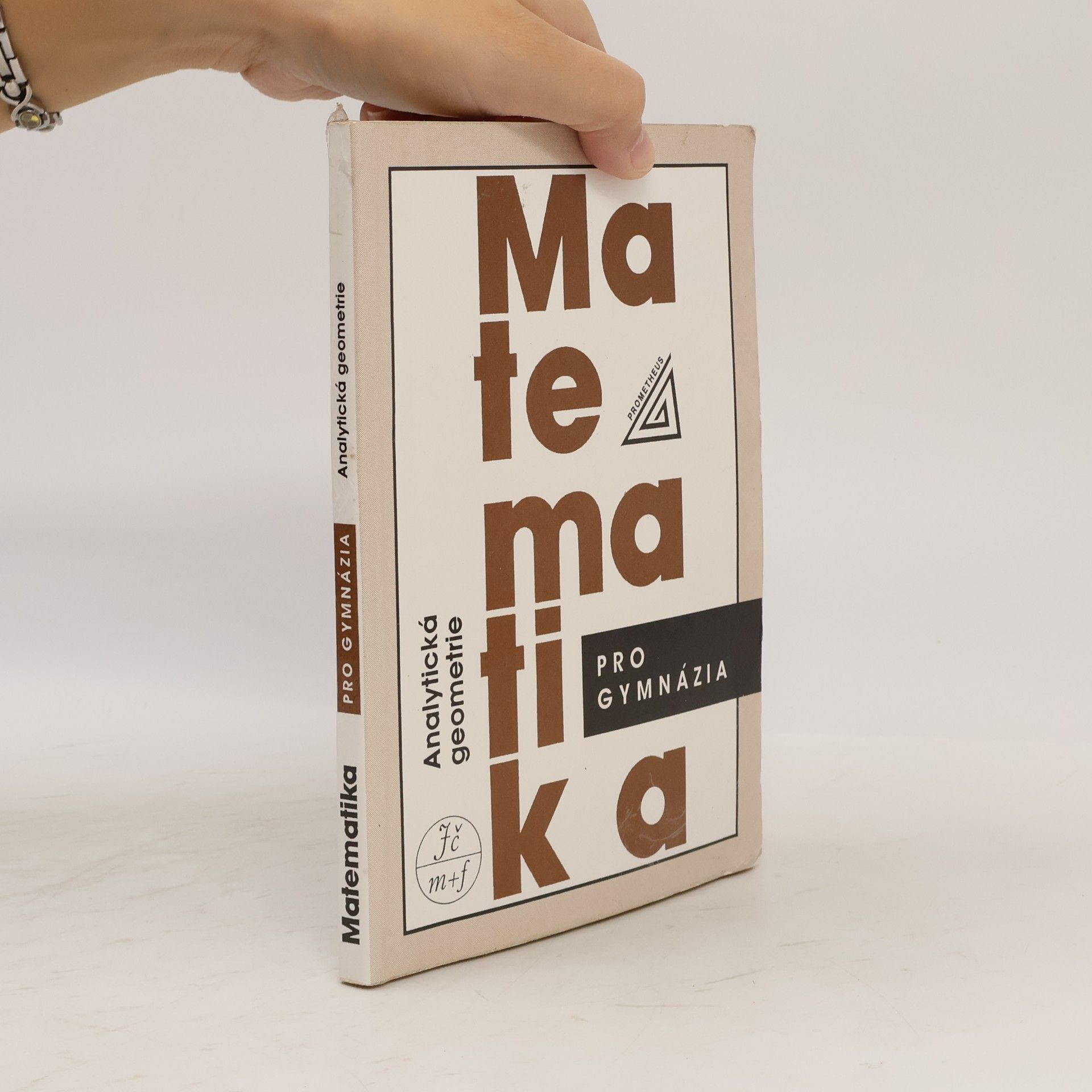 Milan Kočandrle Matematika pro gymnázia. Analytická geometrie