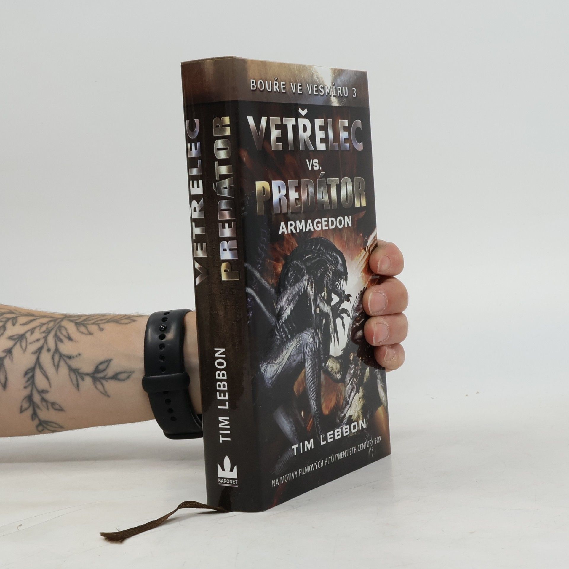 Tim Lebbon Bouře ve vesmíru. 3, Vetřelec vs. predátor - Armagedon