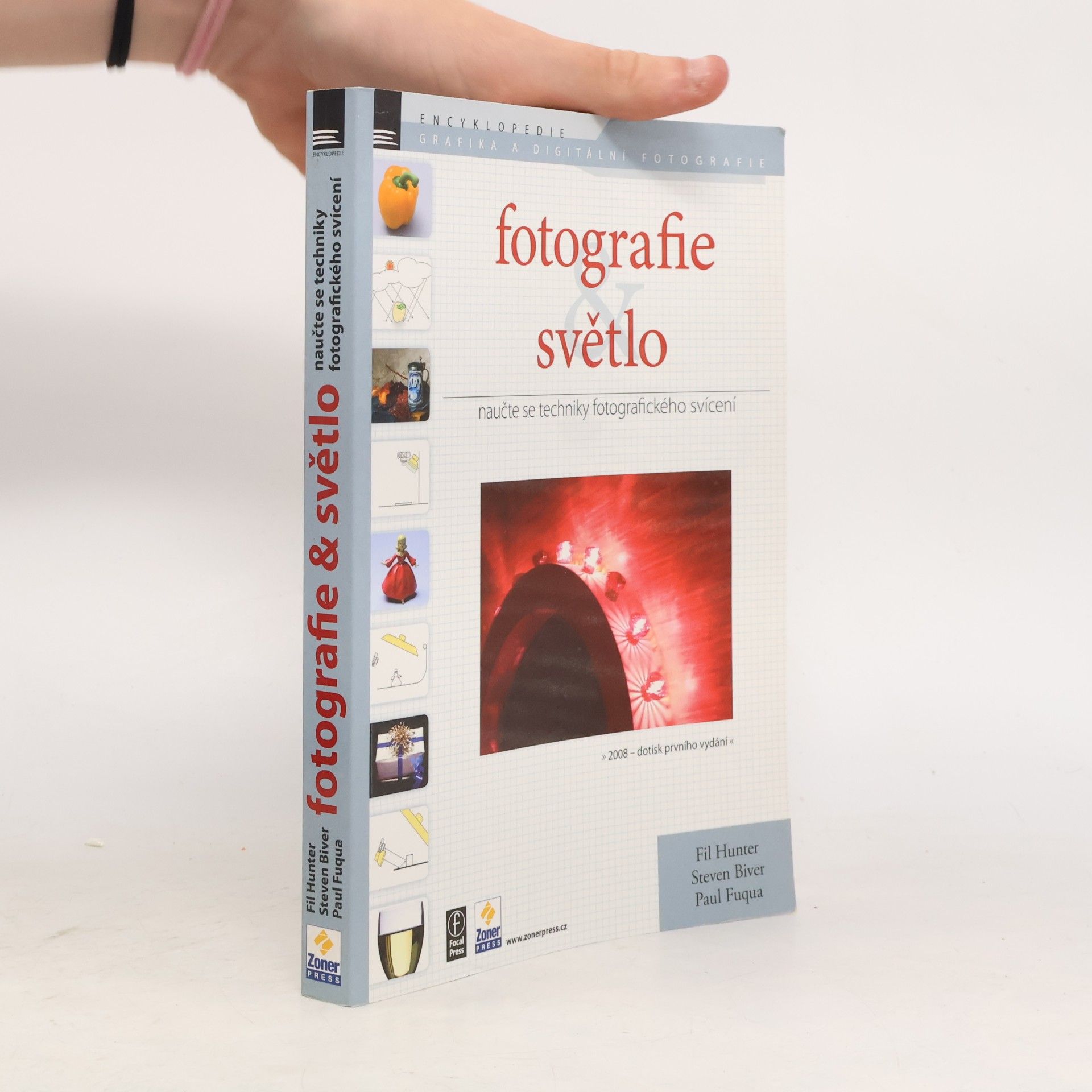 Paul Fuqua Fotografie & světlo : naučte se techniky fotografického svícení