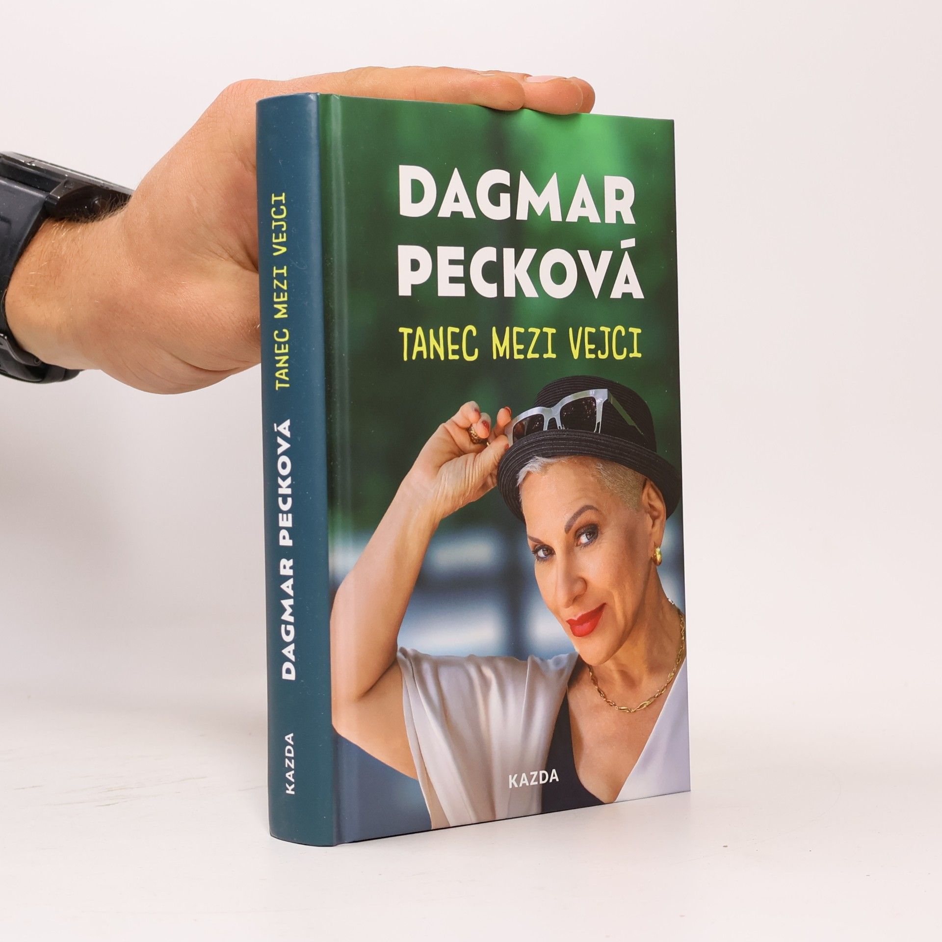 Dagmar Pecková Tanec mezi vejci