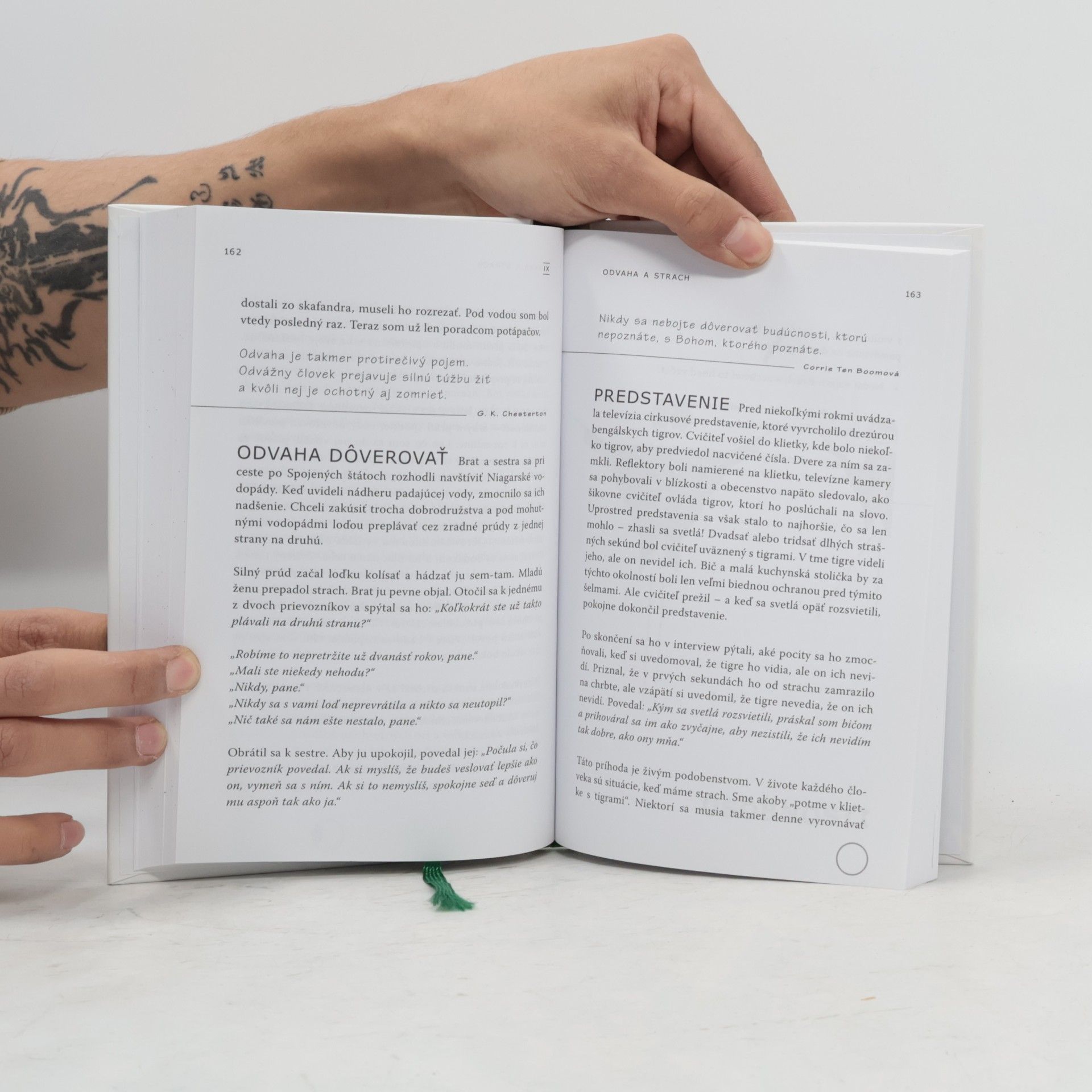 Various authors Život je zaujímavý