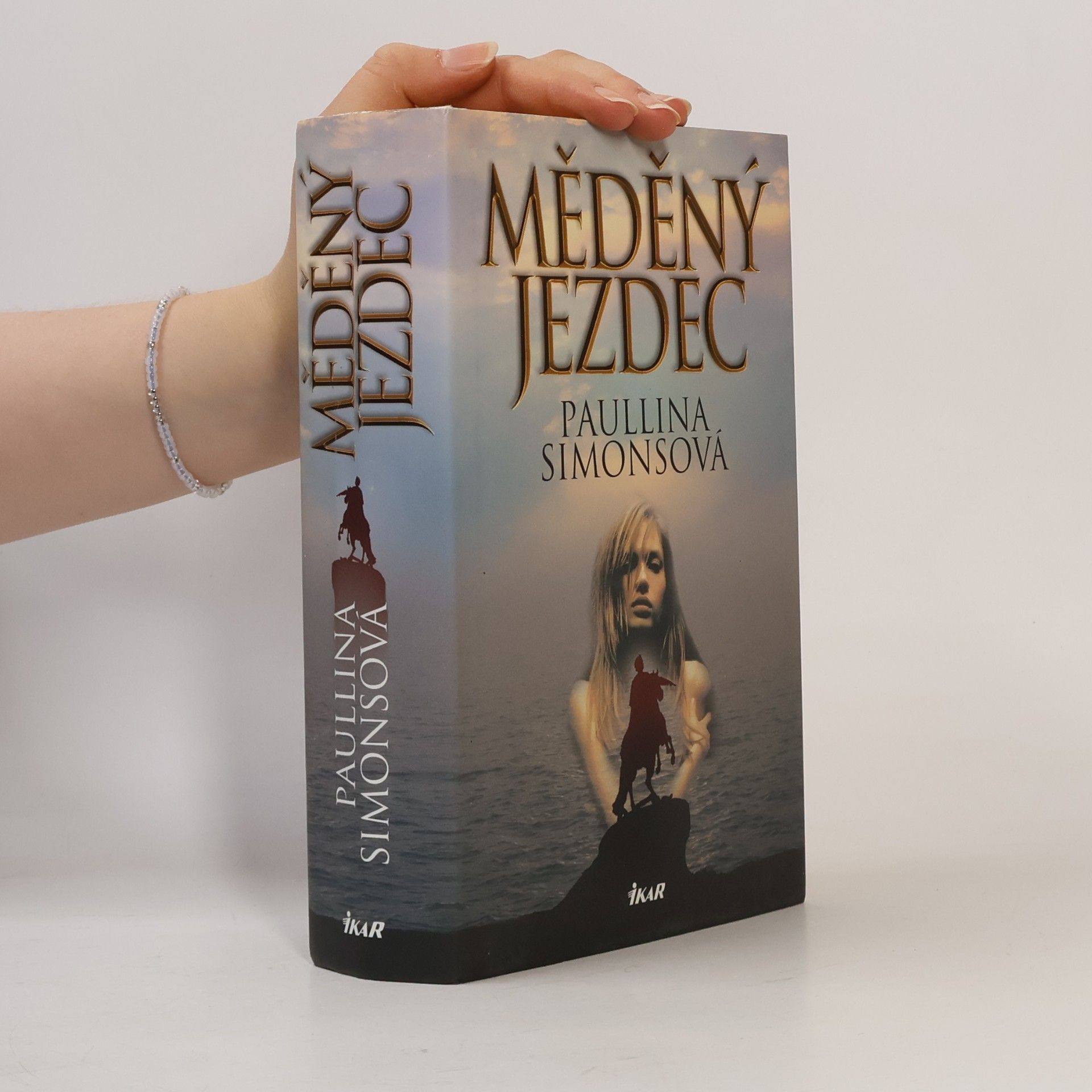 Paullina Simons Měděný jezdec