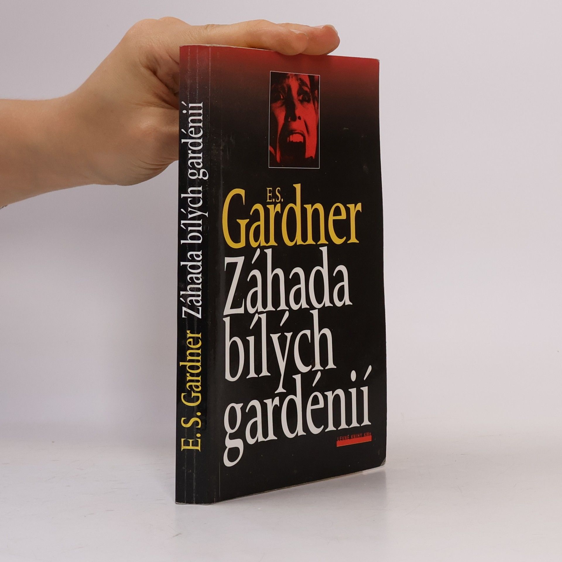 Erle Stanley Gardner Záhada bílých gardénií