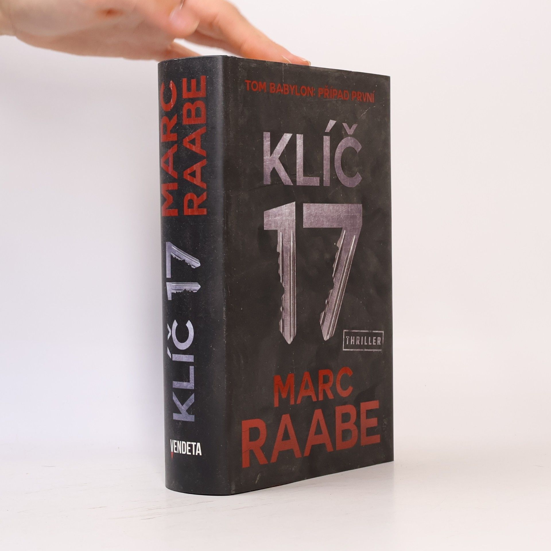 Marc Raabe Klíč 17