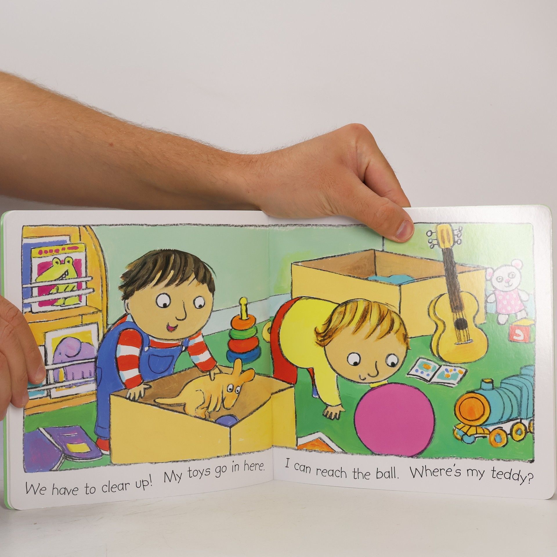 Georgie Birkett Helping Hands: Clean It!