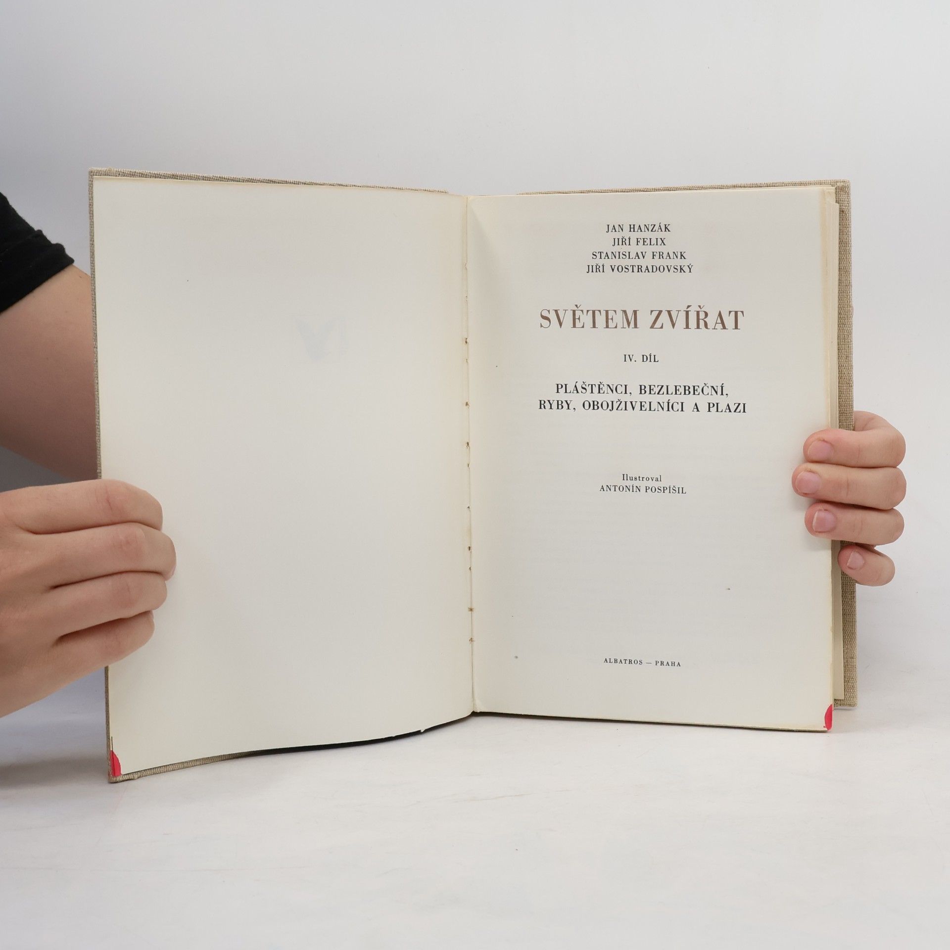 Jiří Felix Světem zvířat IV. Pláštěnci, bezlebeční, ryby, obojživelníci a plazi
