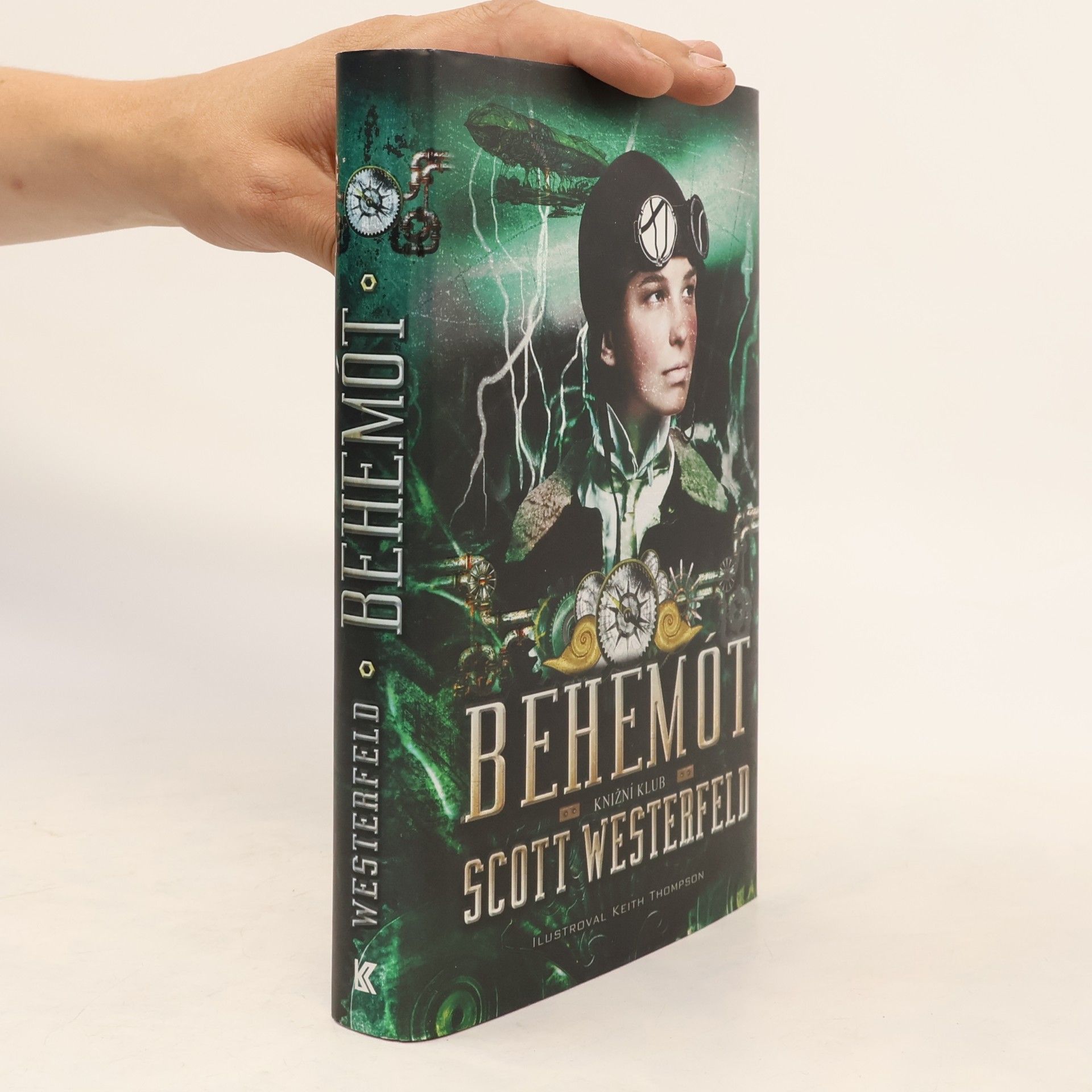 Scott Westerfeld Behemót