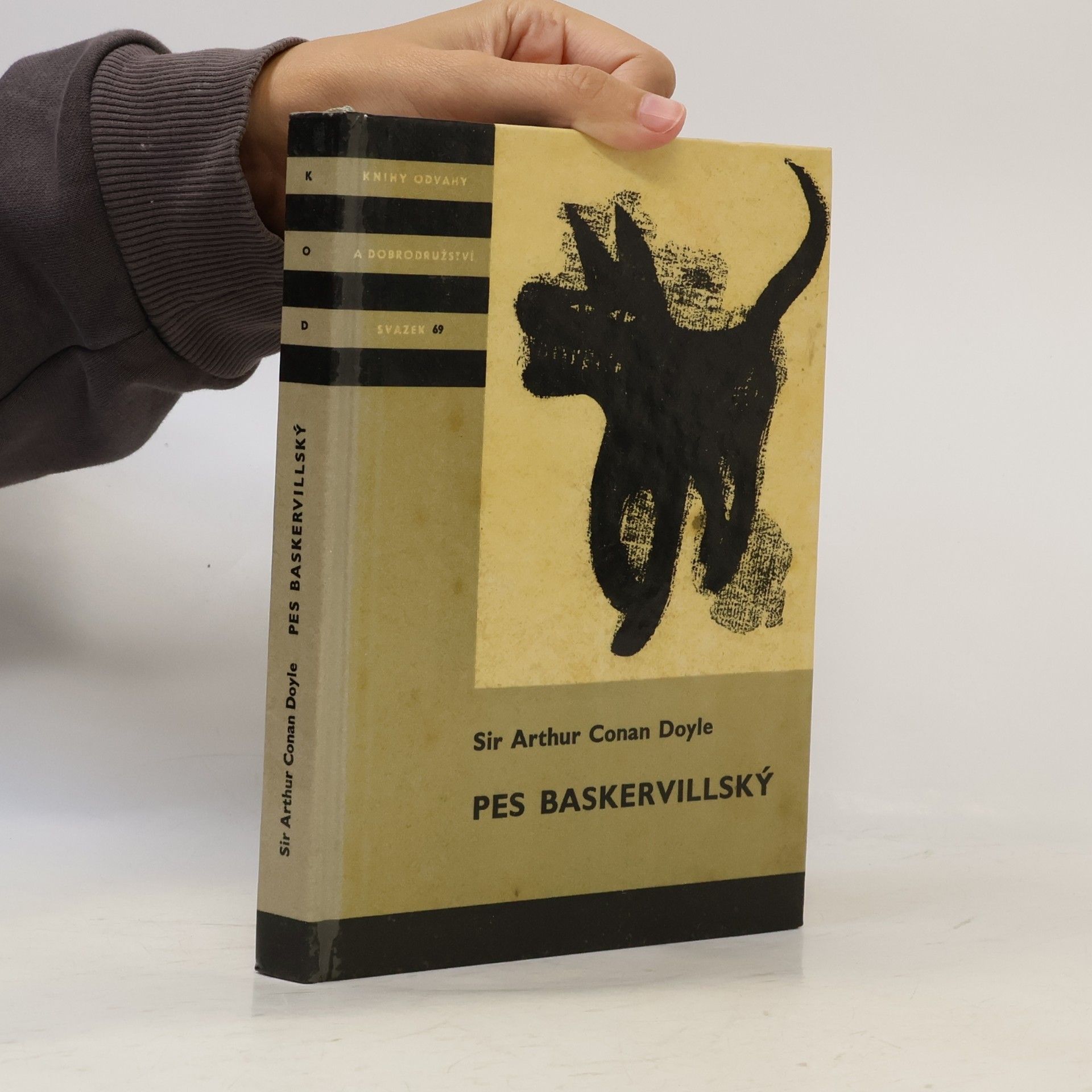 Arthur Conan Doyle Pes Baskervillský