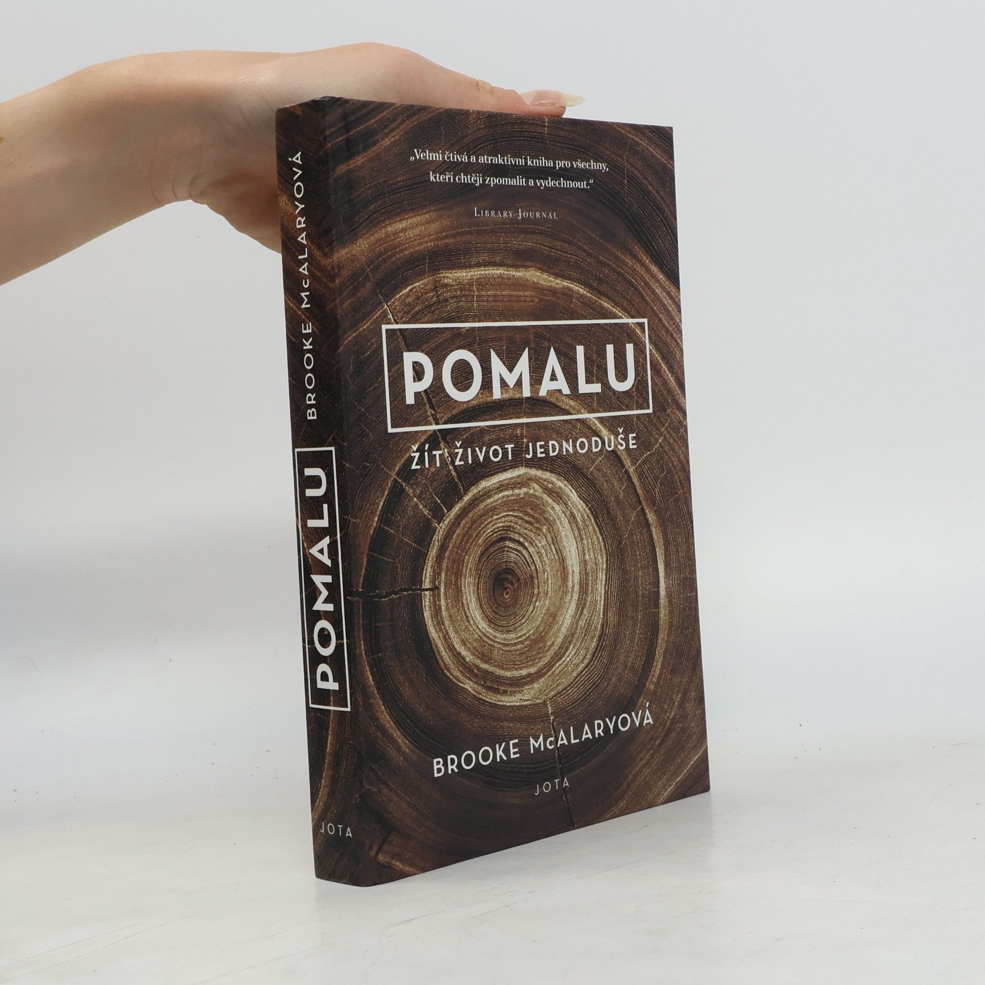Brooke McAlary Pomalu