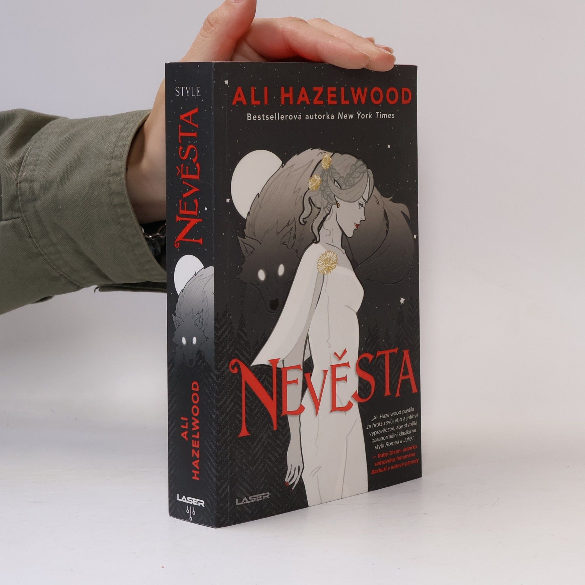 Ali Hazelwood Nevěsta