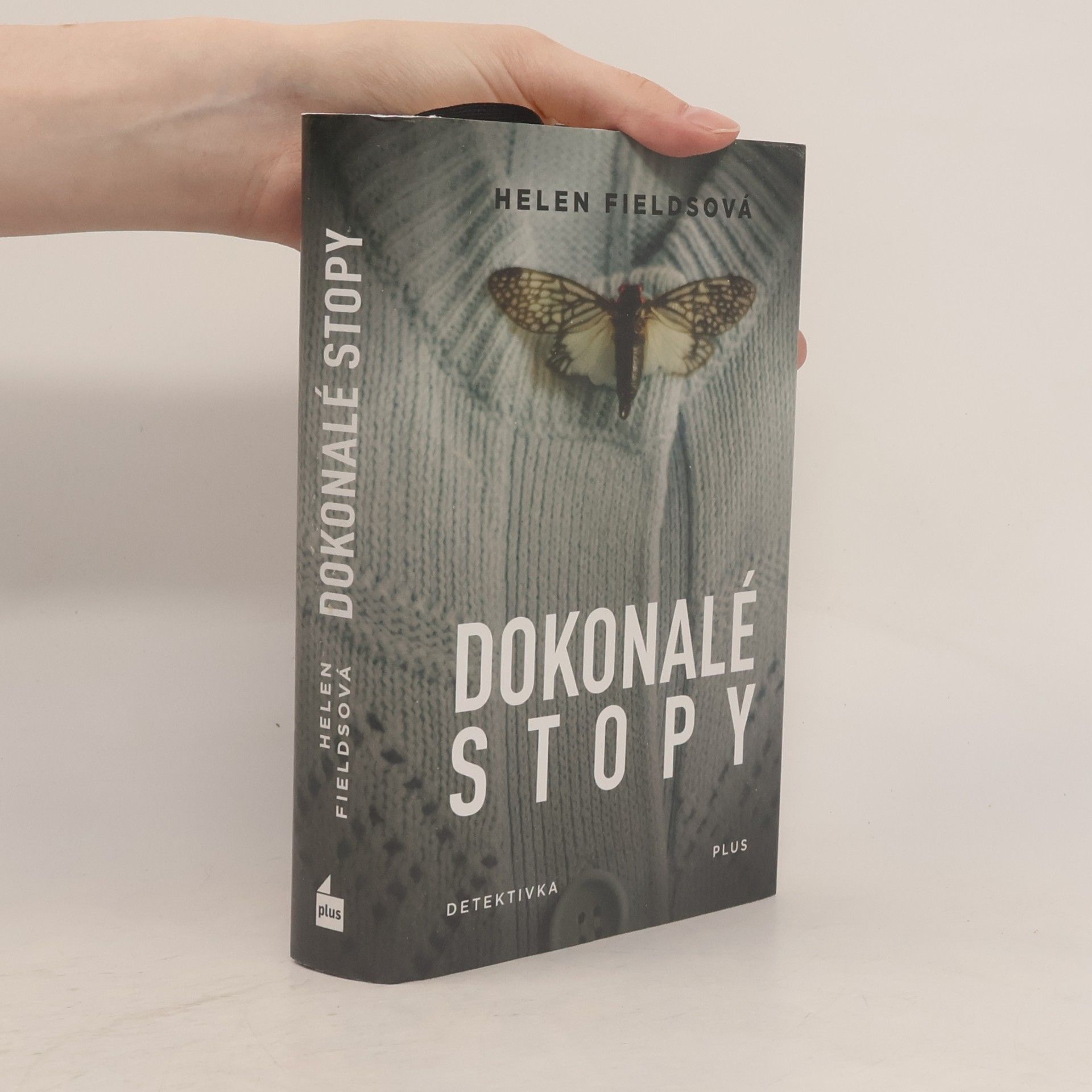Helen Fields Dokonalé stopy