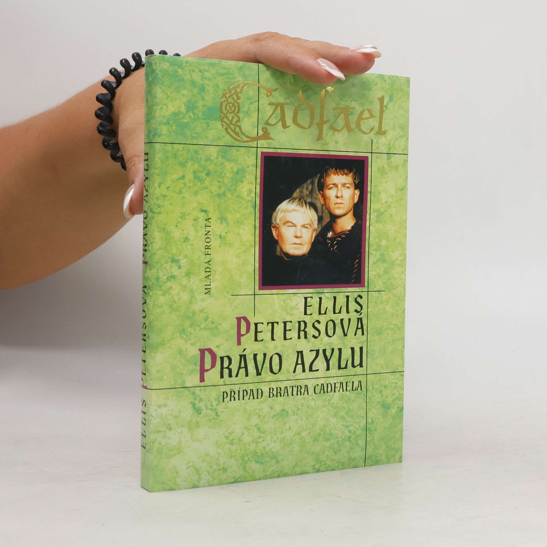 Ellis Peters Právo azylu. Případ bratra Cadfaela