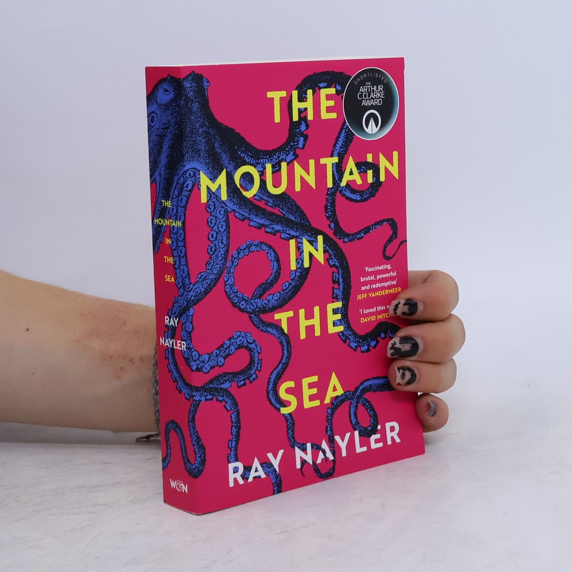 Ray Nayler The Mountain in the Sea: Winner of the Locus Best First Novel Award