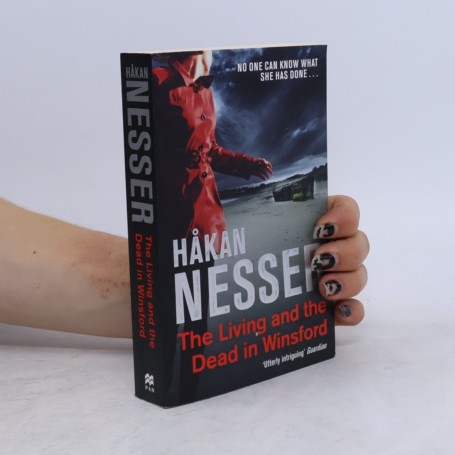 Håkan Nesser The Living and the Dead in Winsford