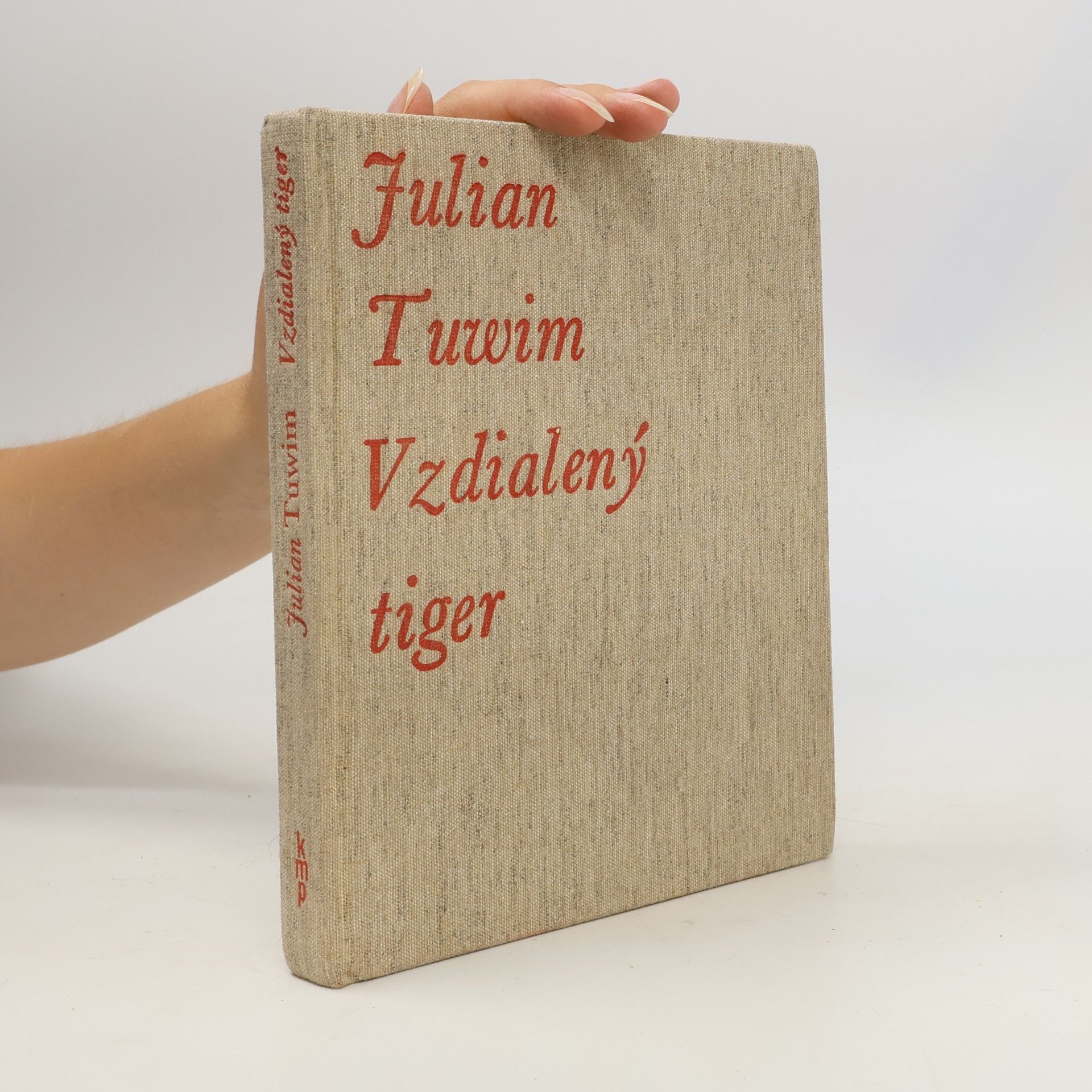 Julian Tuwim Vzdialený tiger