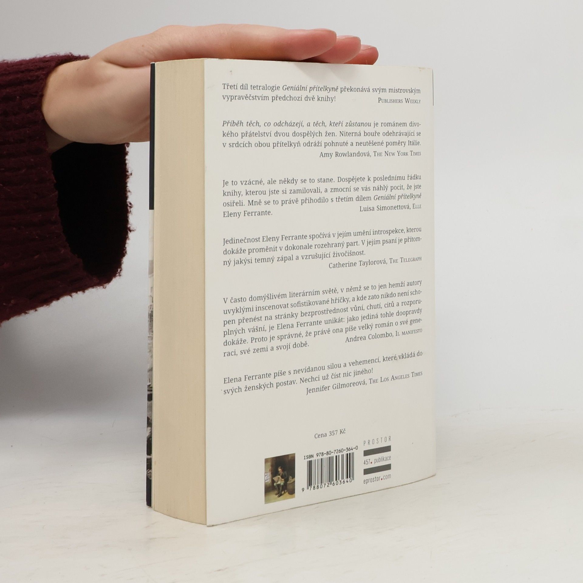 Elena Ferrante Geniální přítelkyně 3. Příběh těch, co odcházejí, a těch, kteří zůstanou