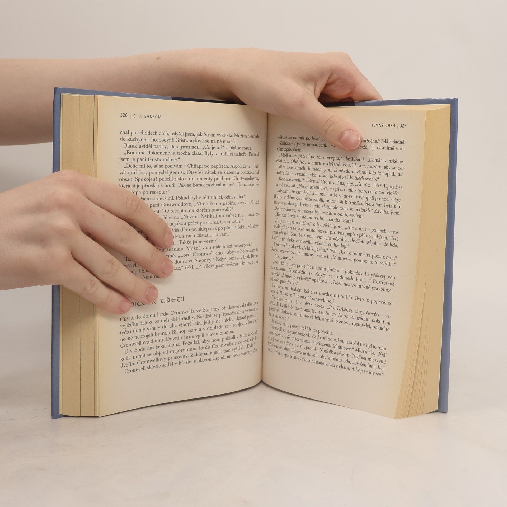 Ken Follett Sněžná slepota, Léto odhodlání, Temný oheň, Vánoční kouzlení