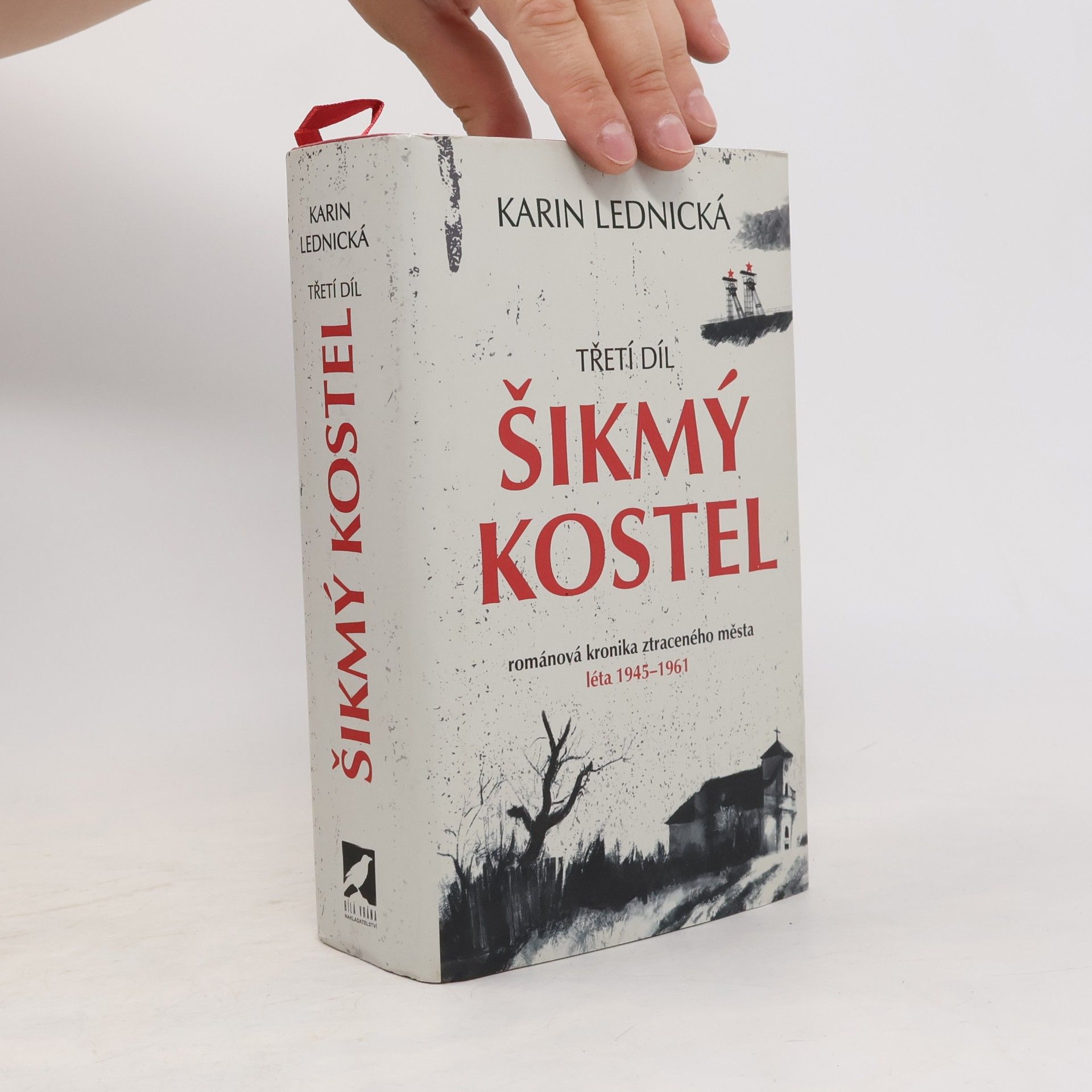 Karin Lednická Šikmý kostel 3