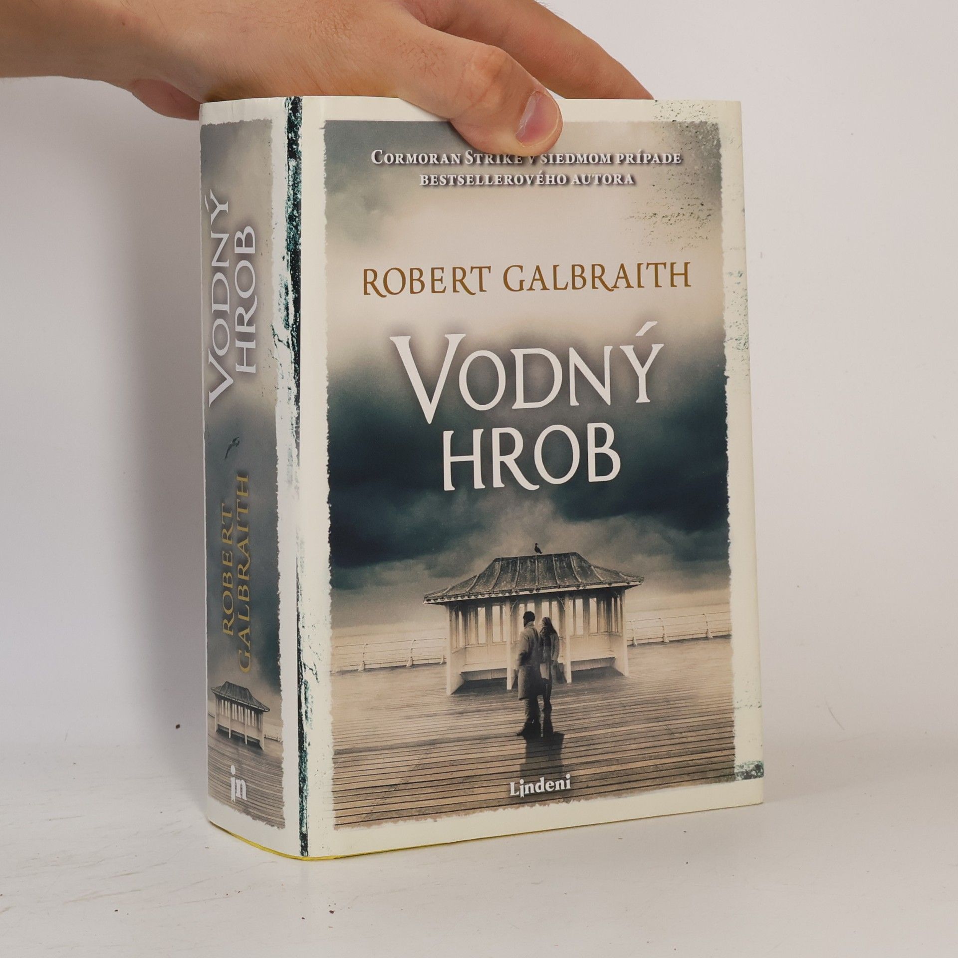 Joanne K. Rowlingová Vodný hrob