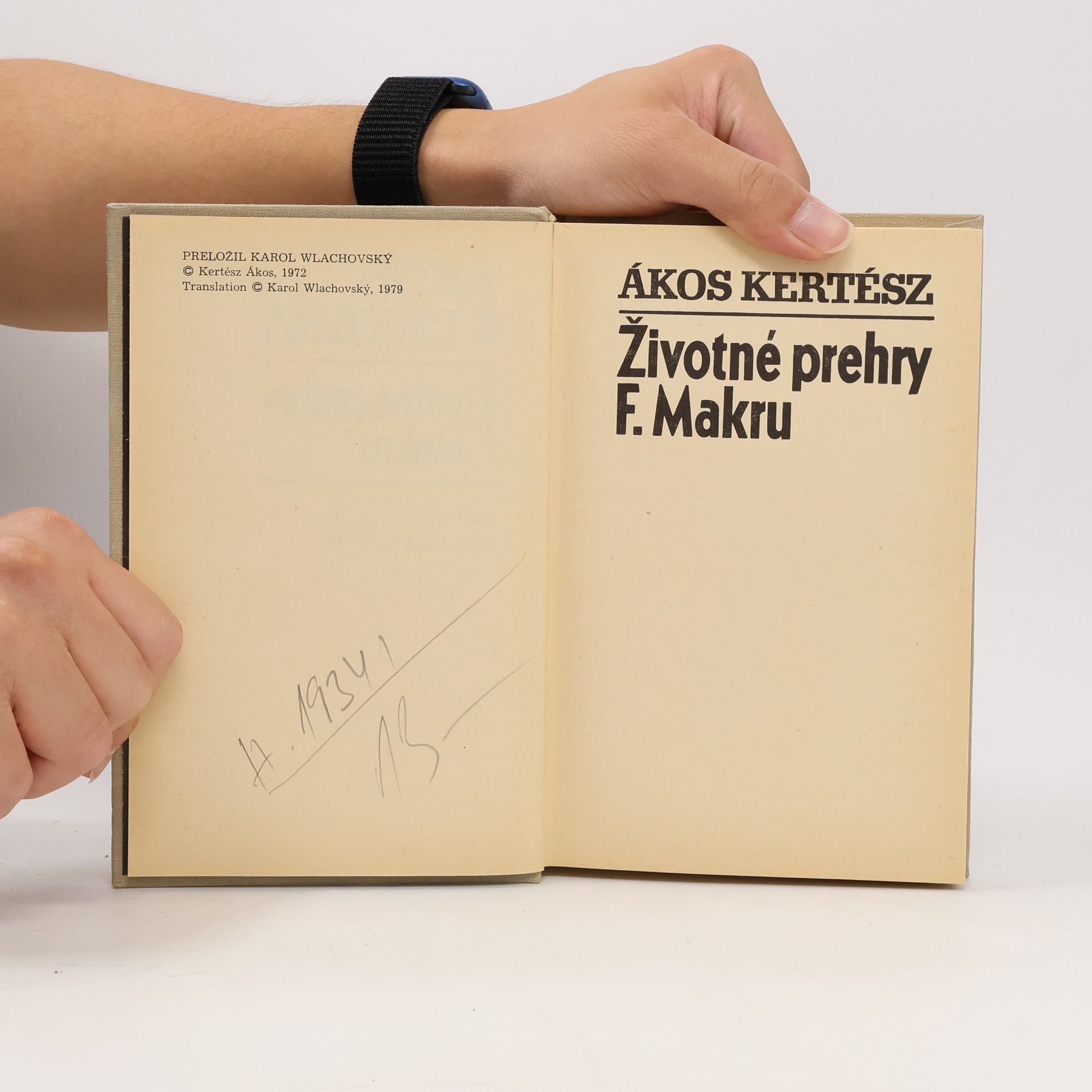 Ákos Kertész Životné prehry F. Makru