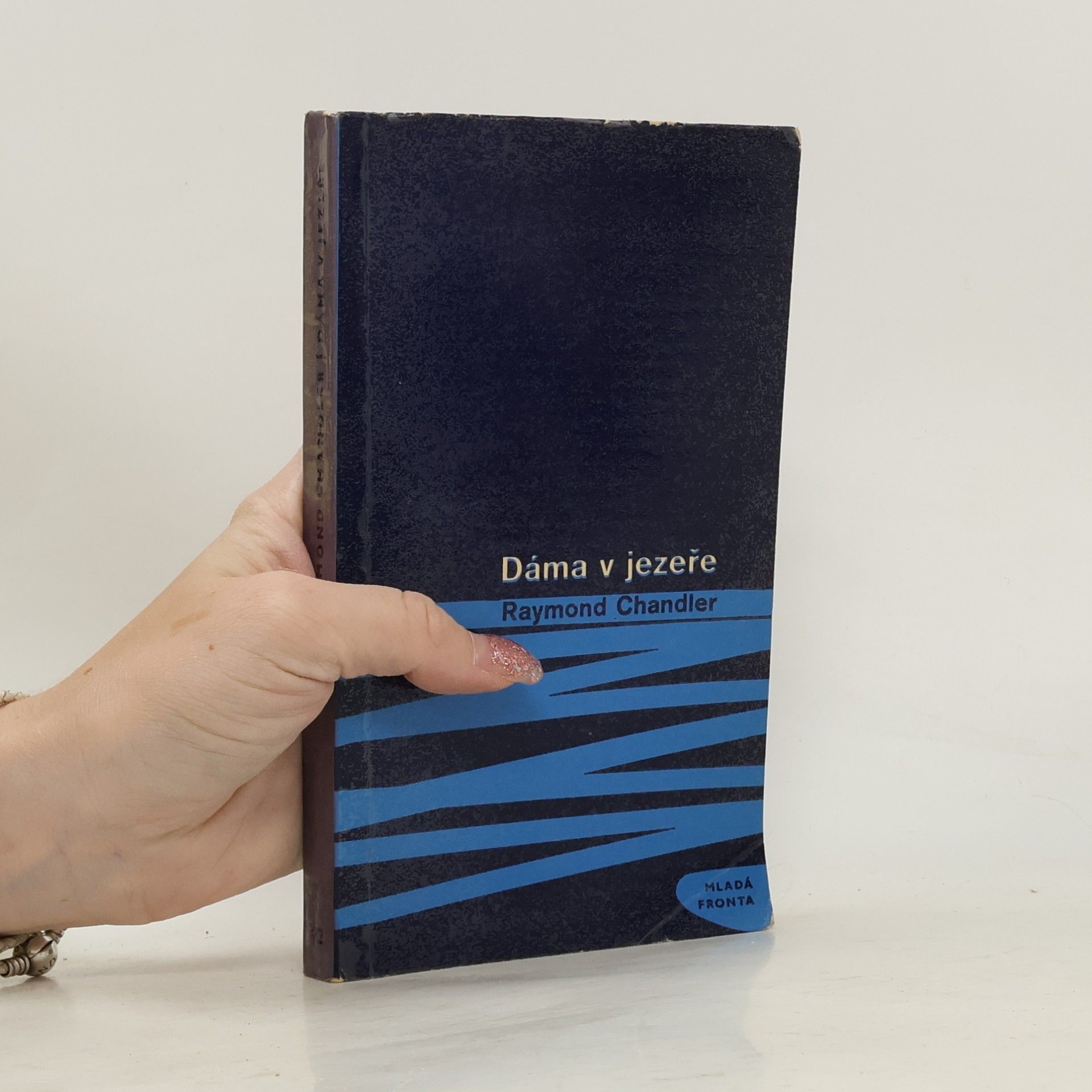 Raymond Chandler Dáma v jezeře