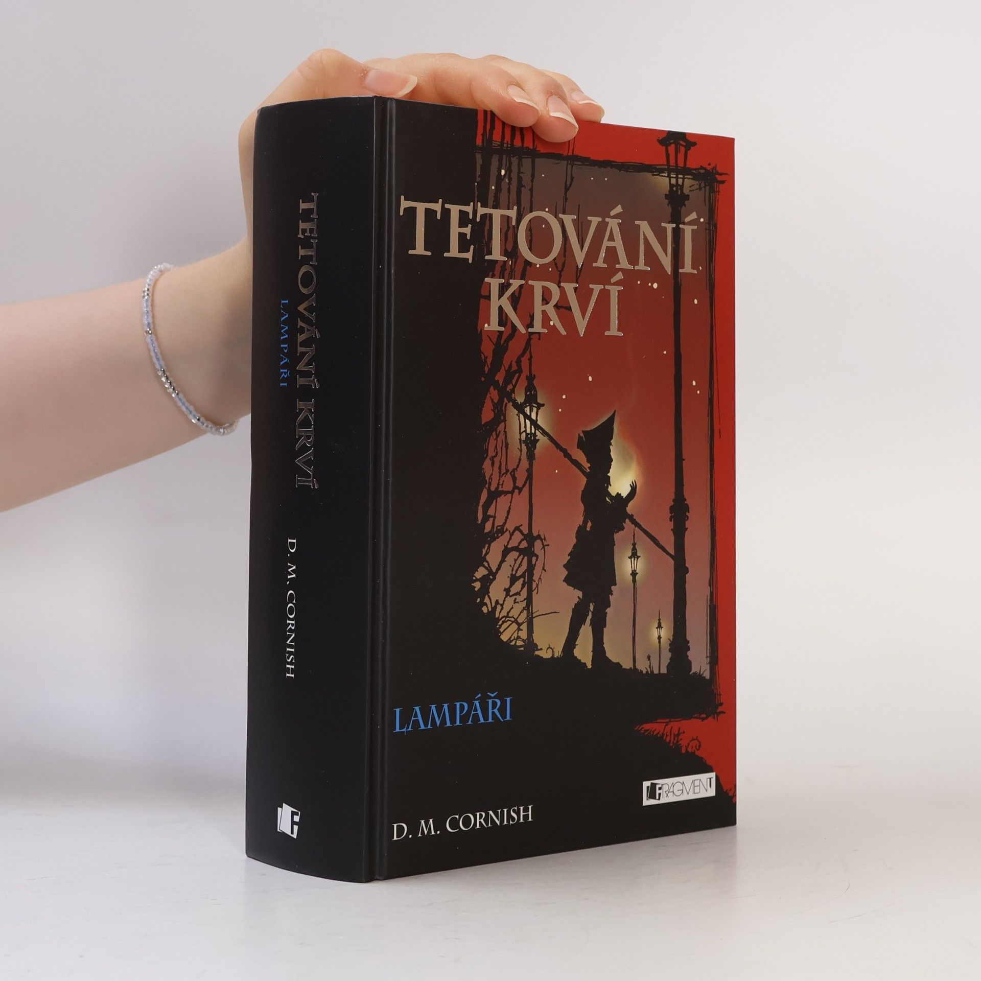 D. M. Cornish Tetování krví 2. Lampáři