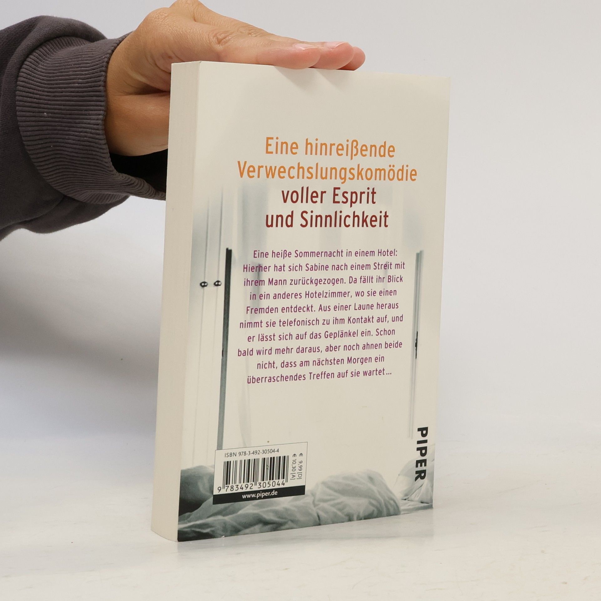 Thommie Bayer Spatz in der Hand