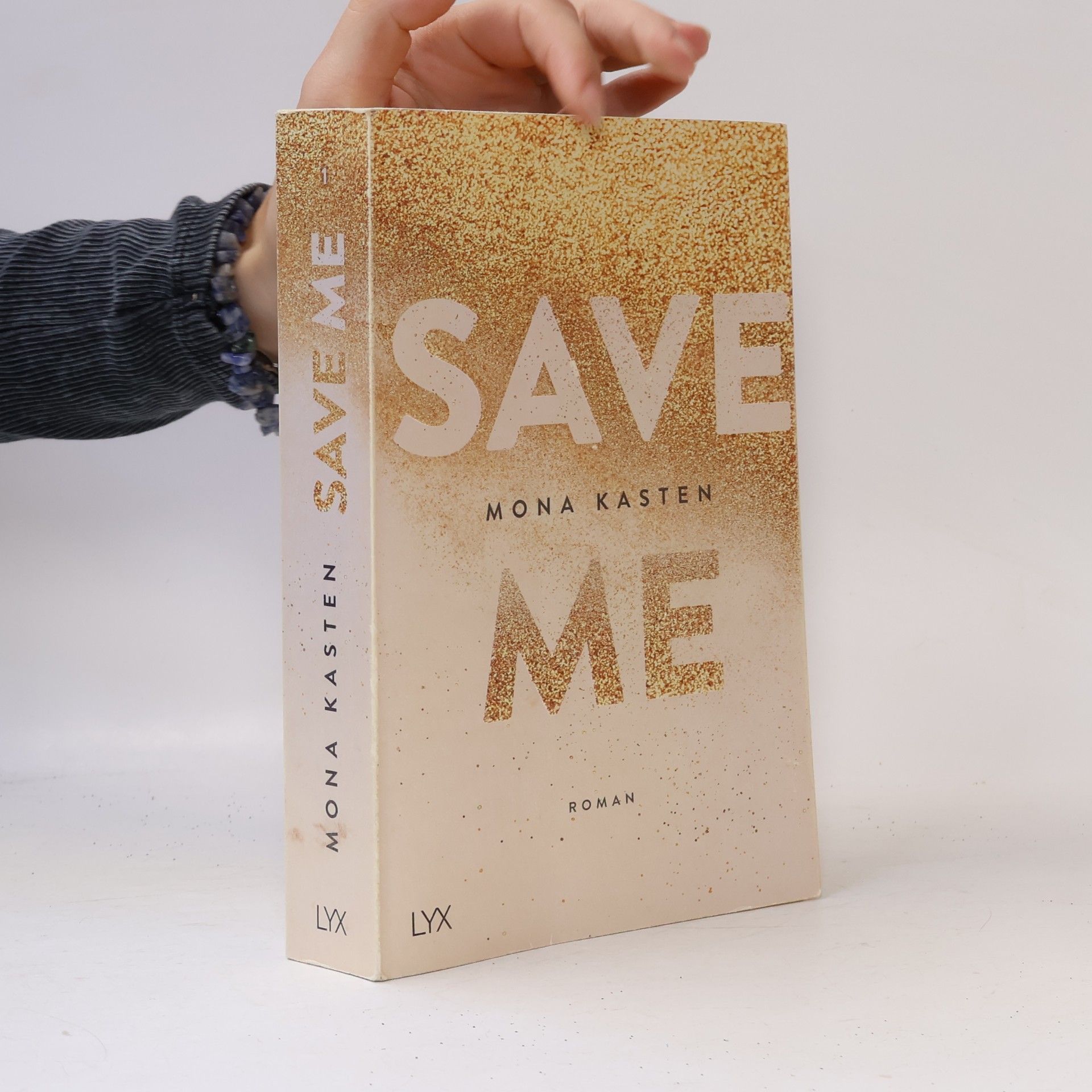 Mona Kasten Save Me