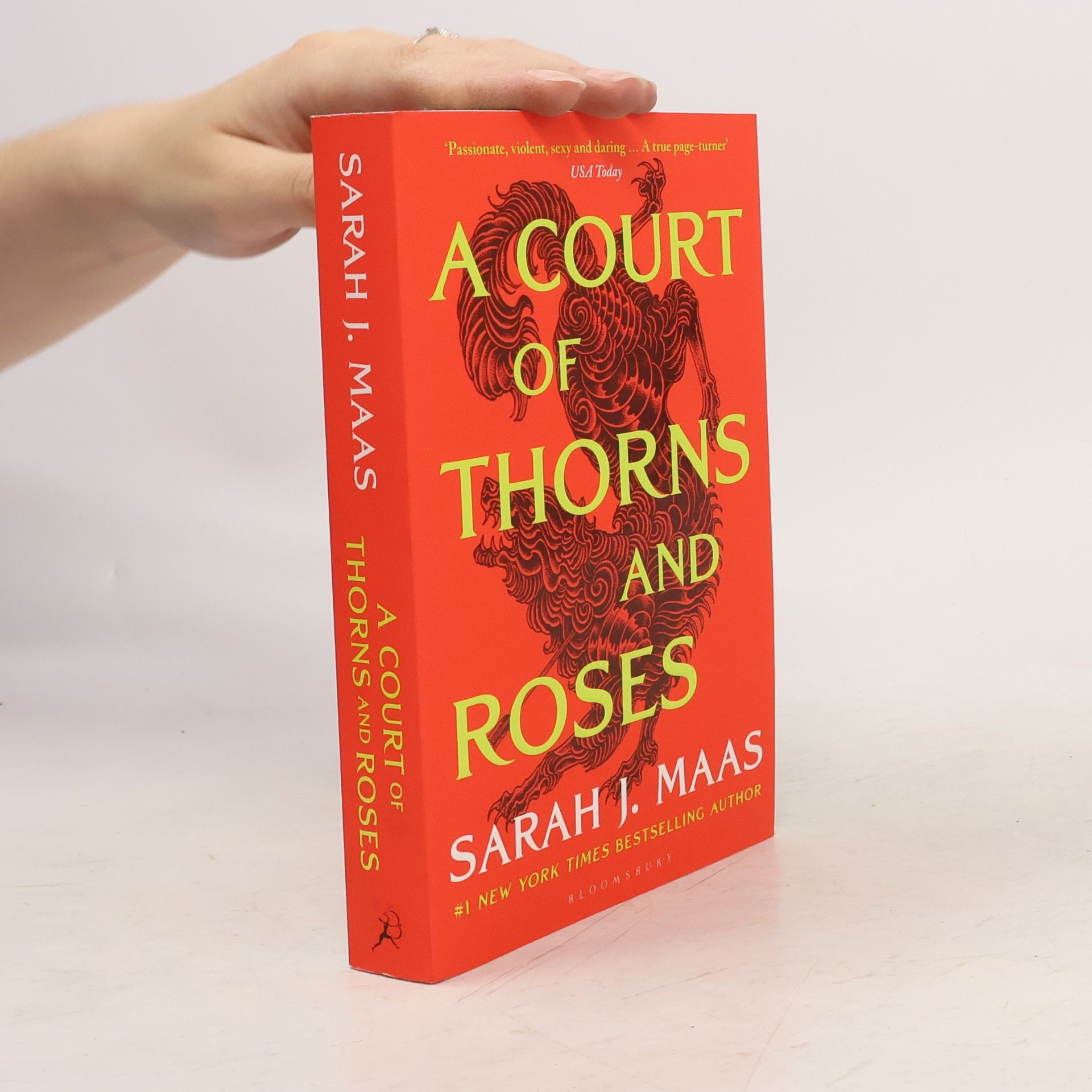 Sarah J. Maas A Court of Thorns and Roses