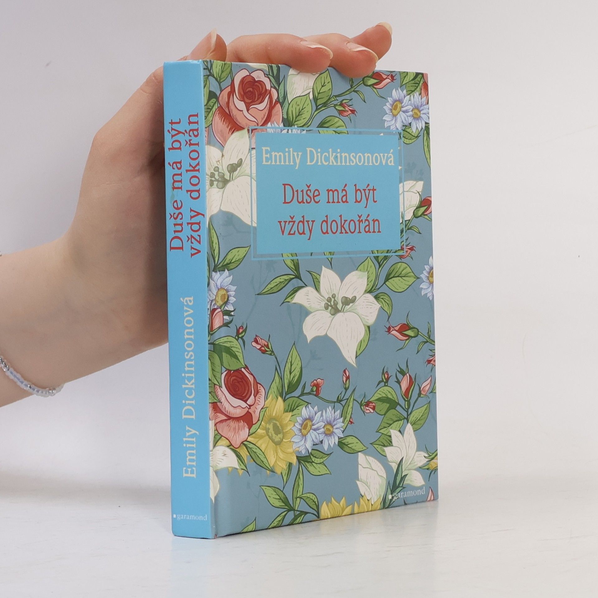 Emily Dickinson Duše má být vždy dokořán