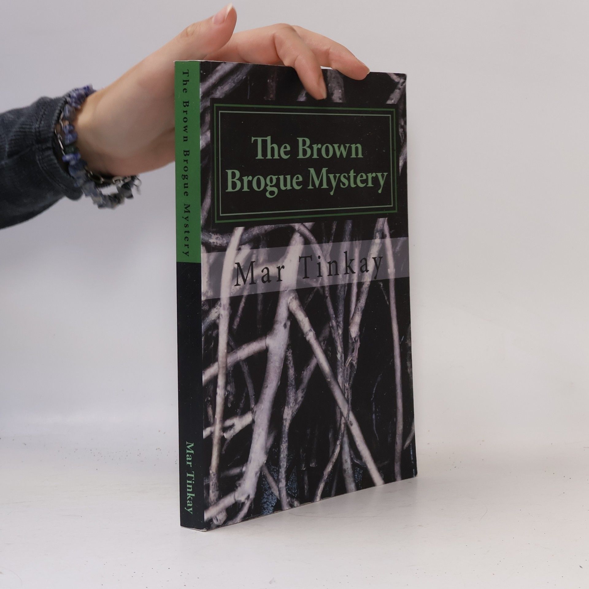 Mar Tinkay The Brown Brogue Mystery