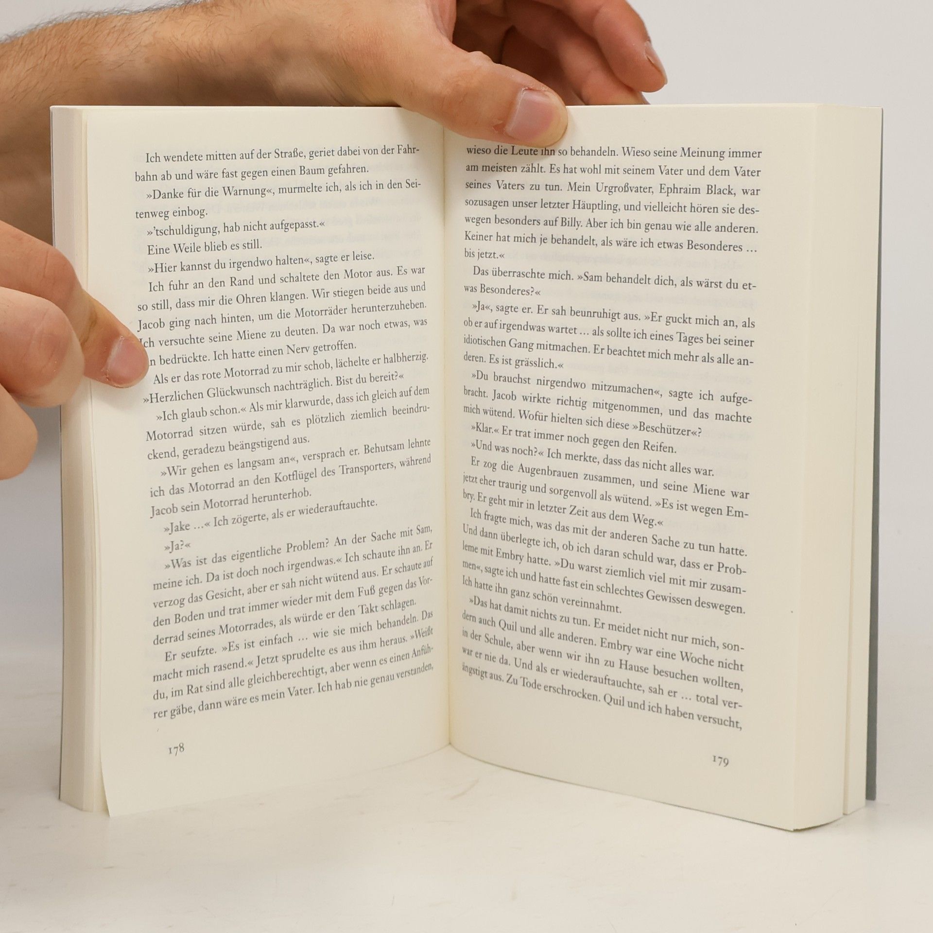 Stephenie Meyer Biss zur Mittagsstunde