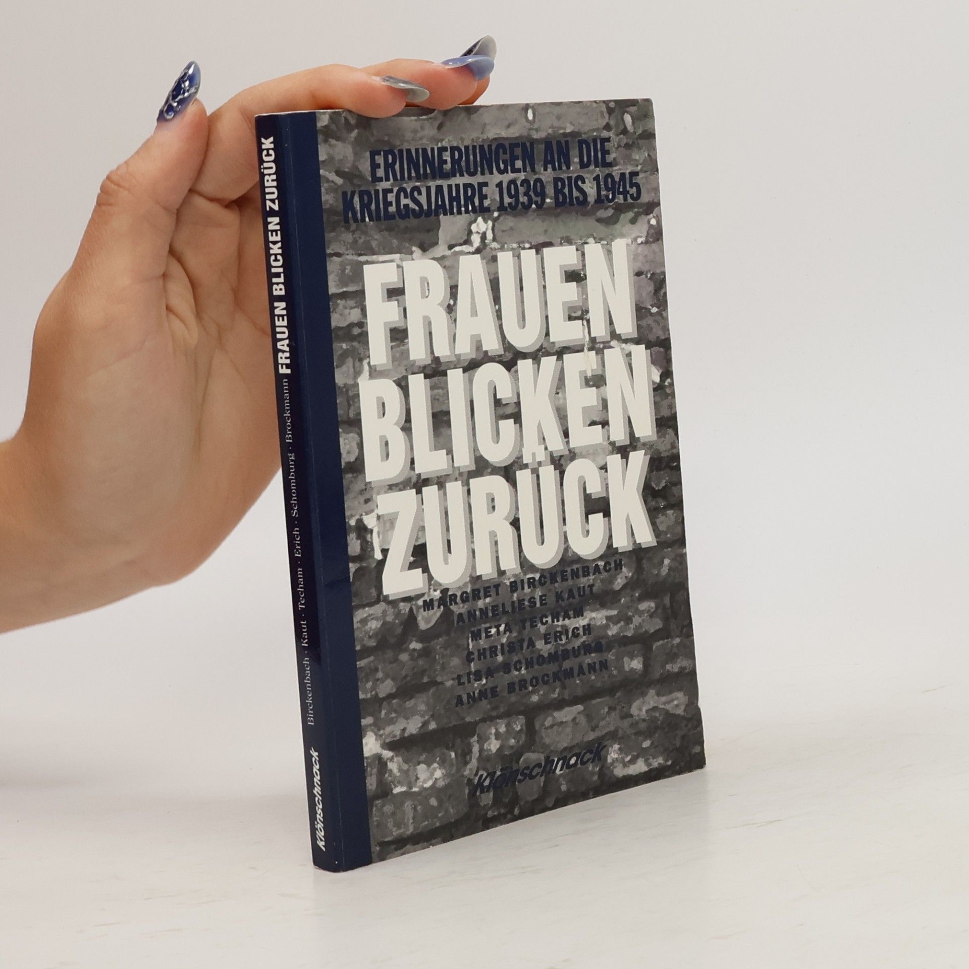 Lisa Schomburg Frauen blicken zurück