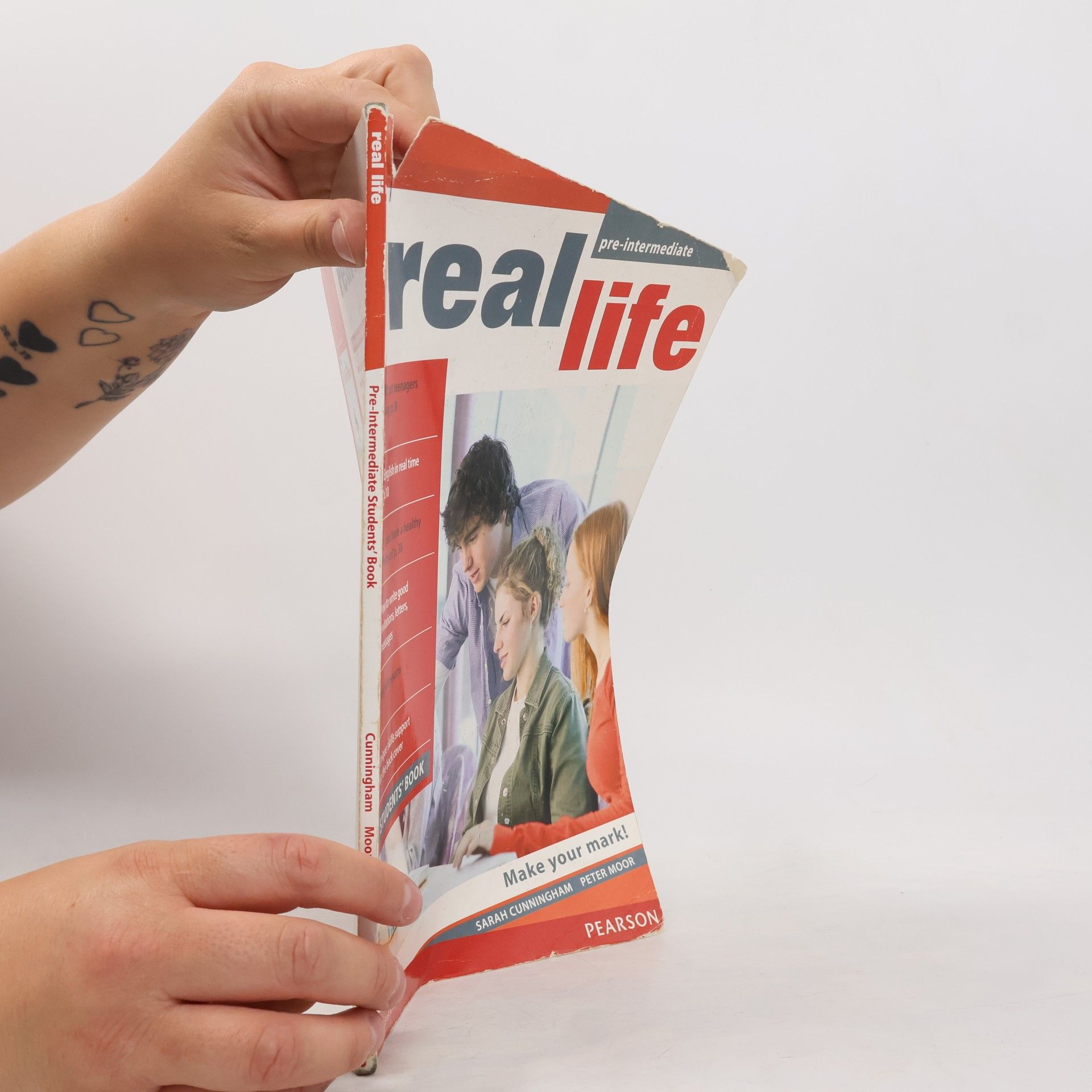 Sarah Cunningham Real life: pre-intermediate