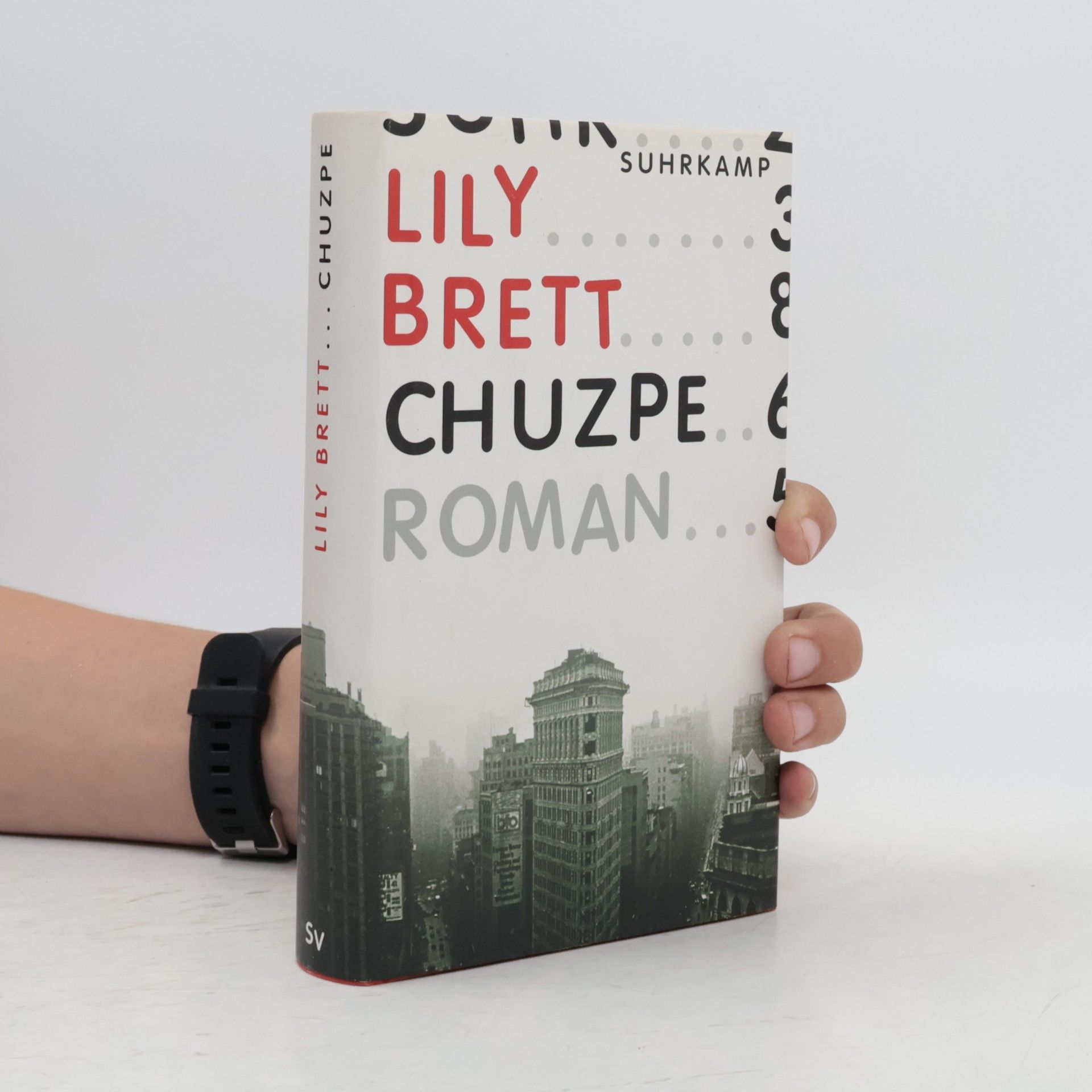Lilly Brett Chuzpe