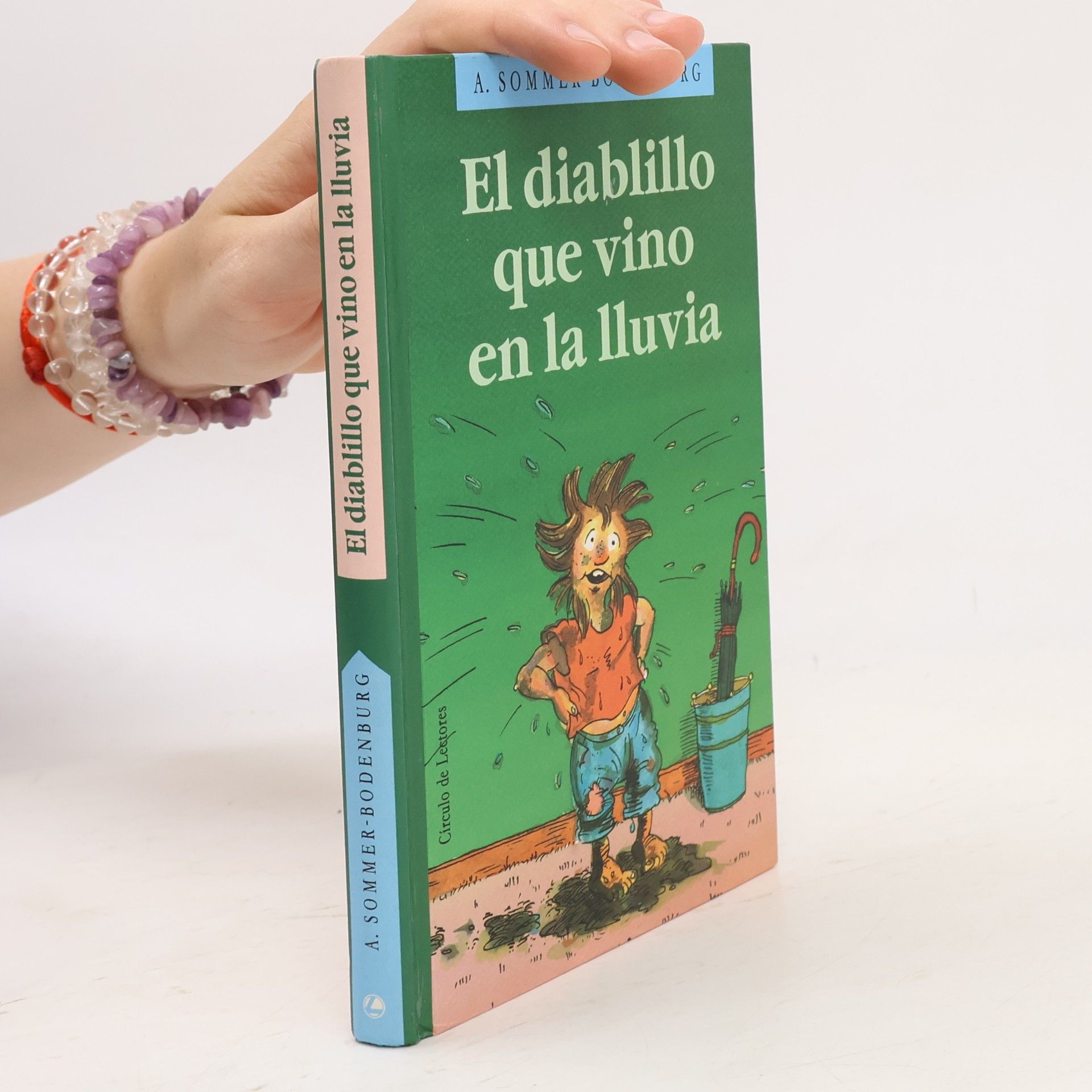 Círculo de Lectores: El diablillo que vino en la lluvia