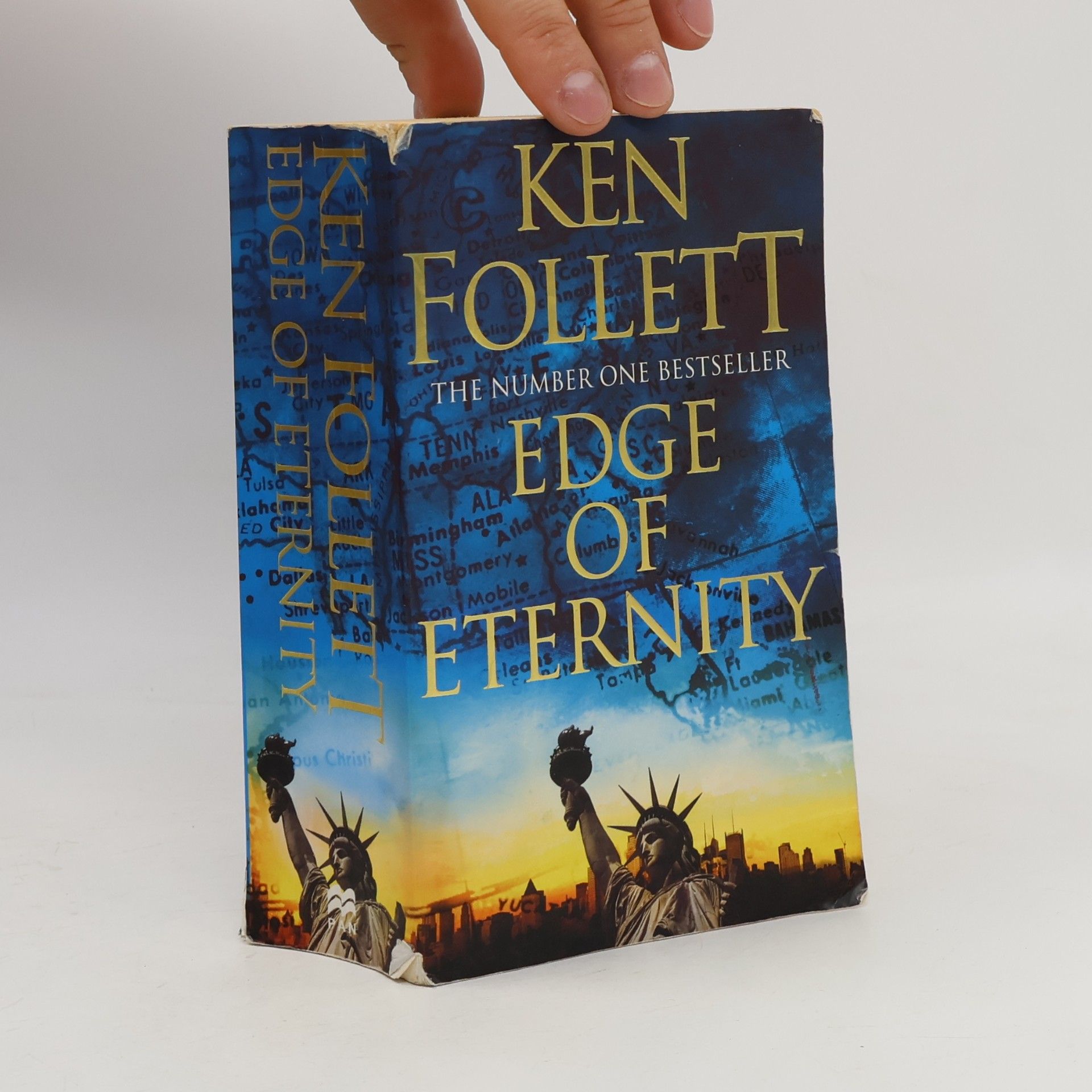 Ken Follett Edge of Eternity