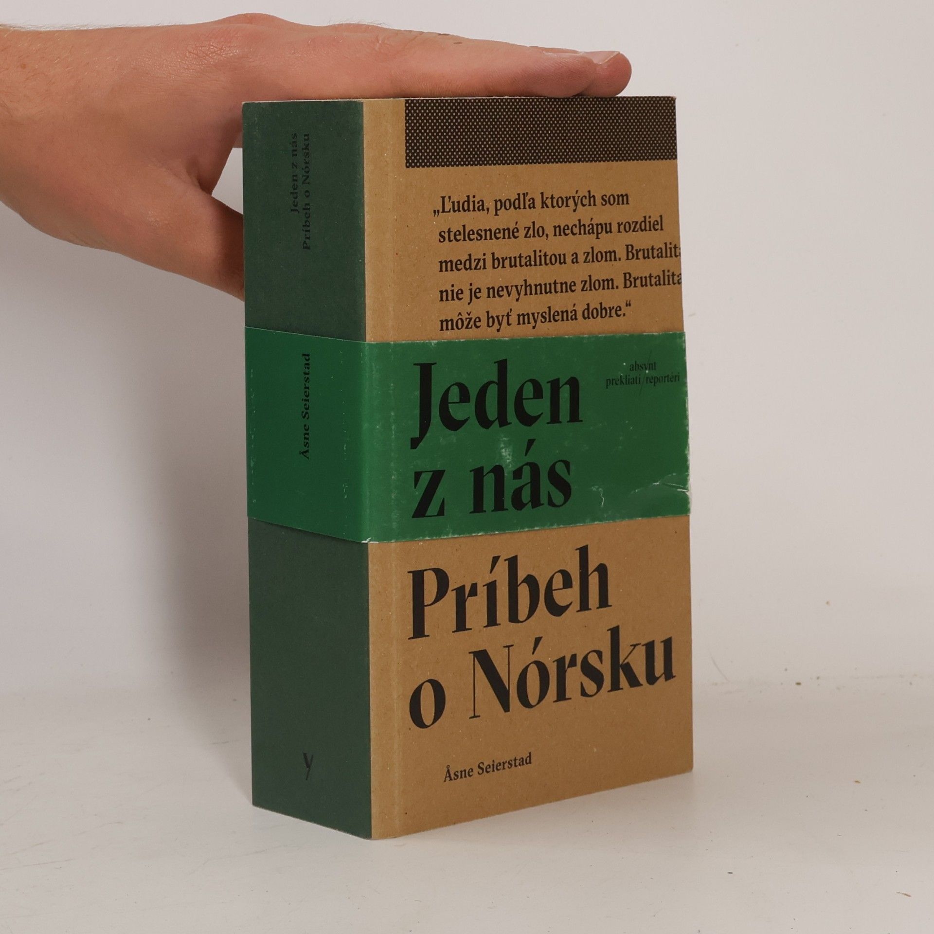 Åsne Seierstadová Jeden z nás: Príbeh o Nórsku