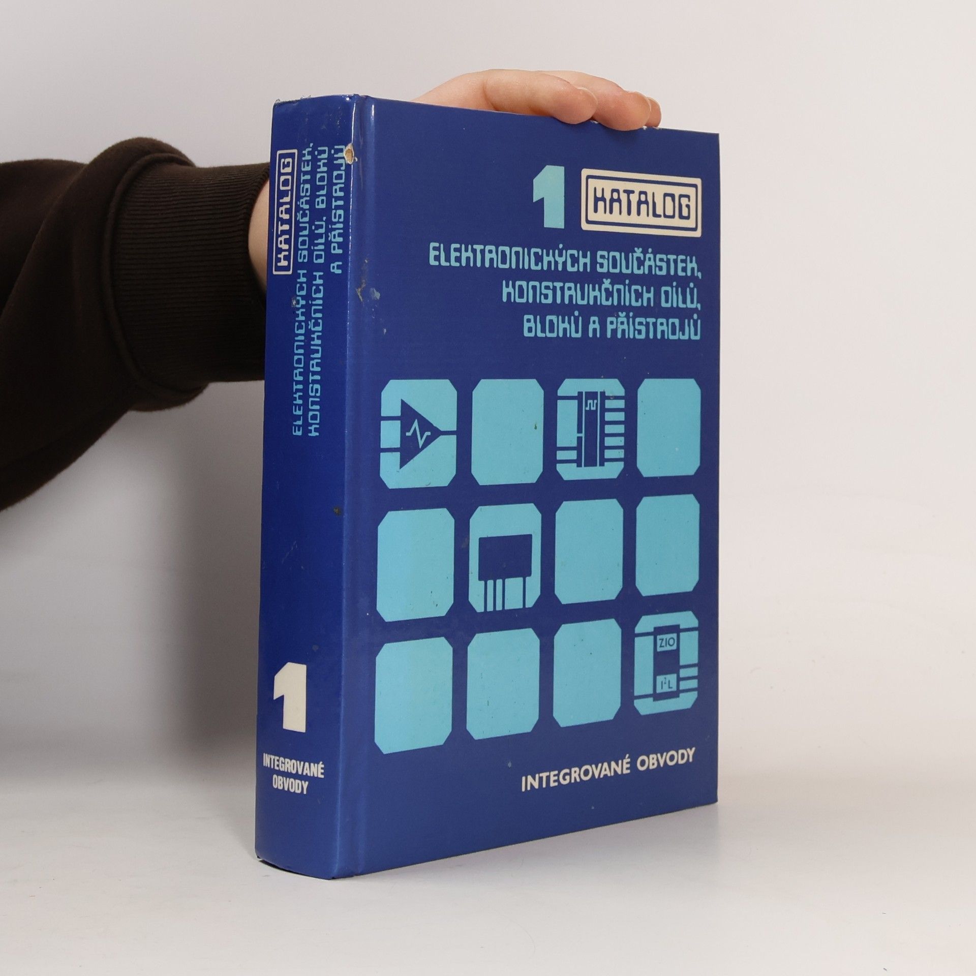 Vlastimil Halamíček Katalog elektronických součástek, konstrukčních dílů, bloků a přístrojů 1.