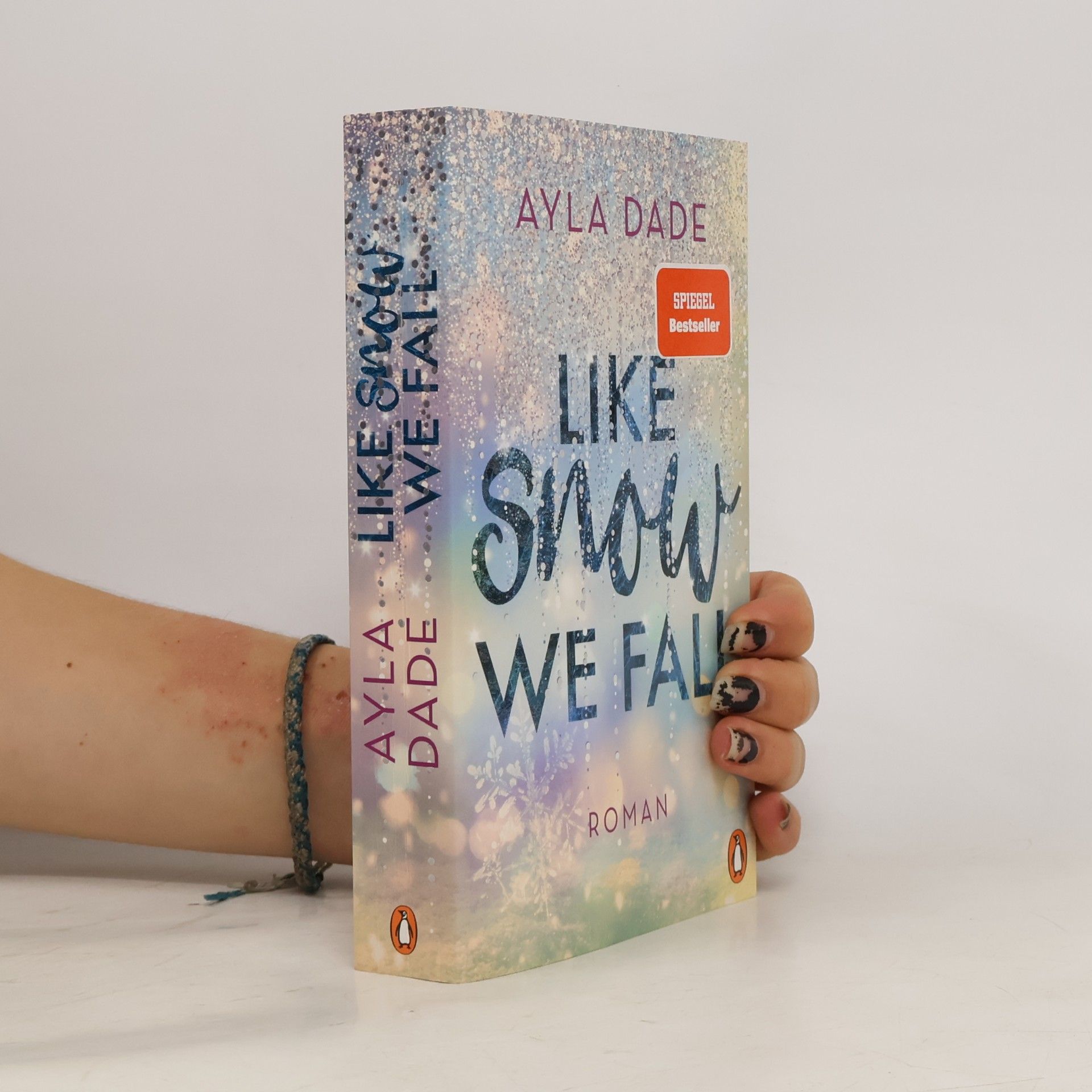 Ayla Dade Like snow we fall
