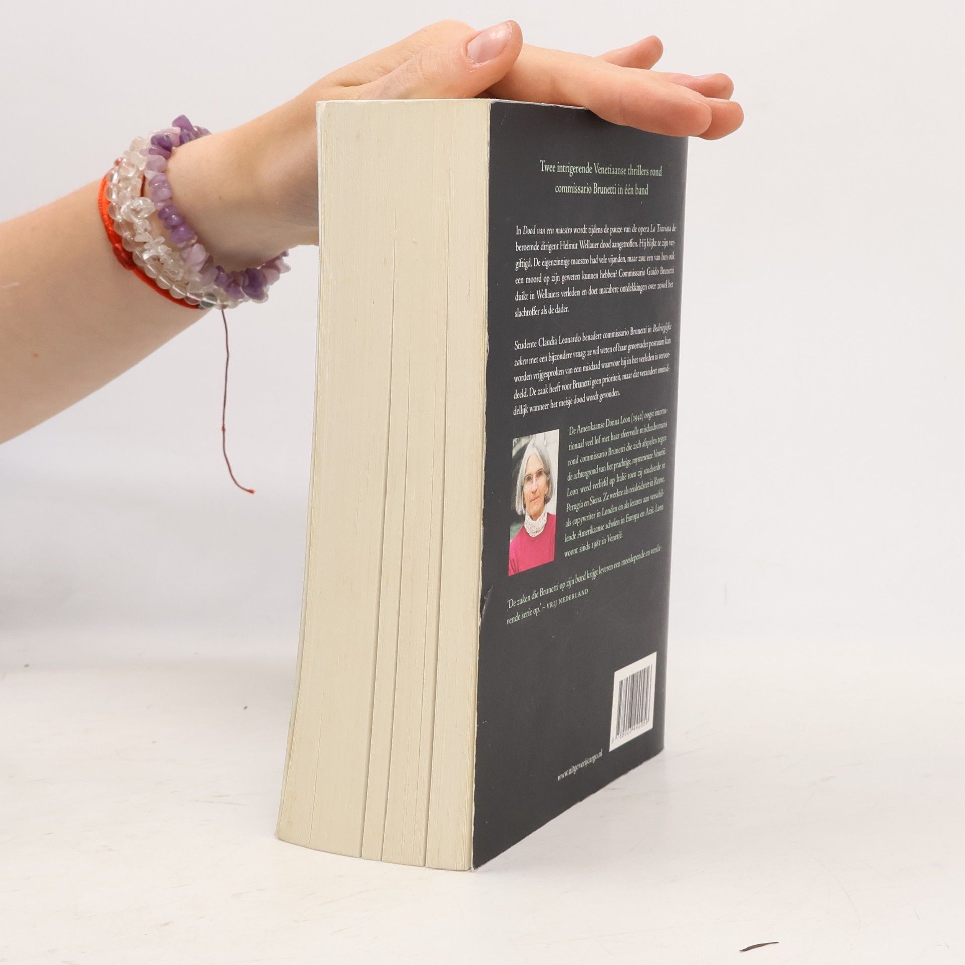 Donna Leon Dood van een maestro. Bedrieglijke zaken