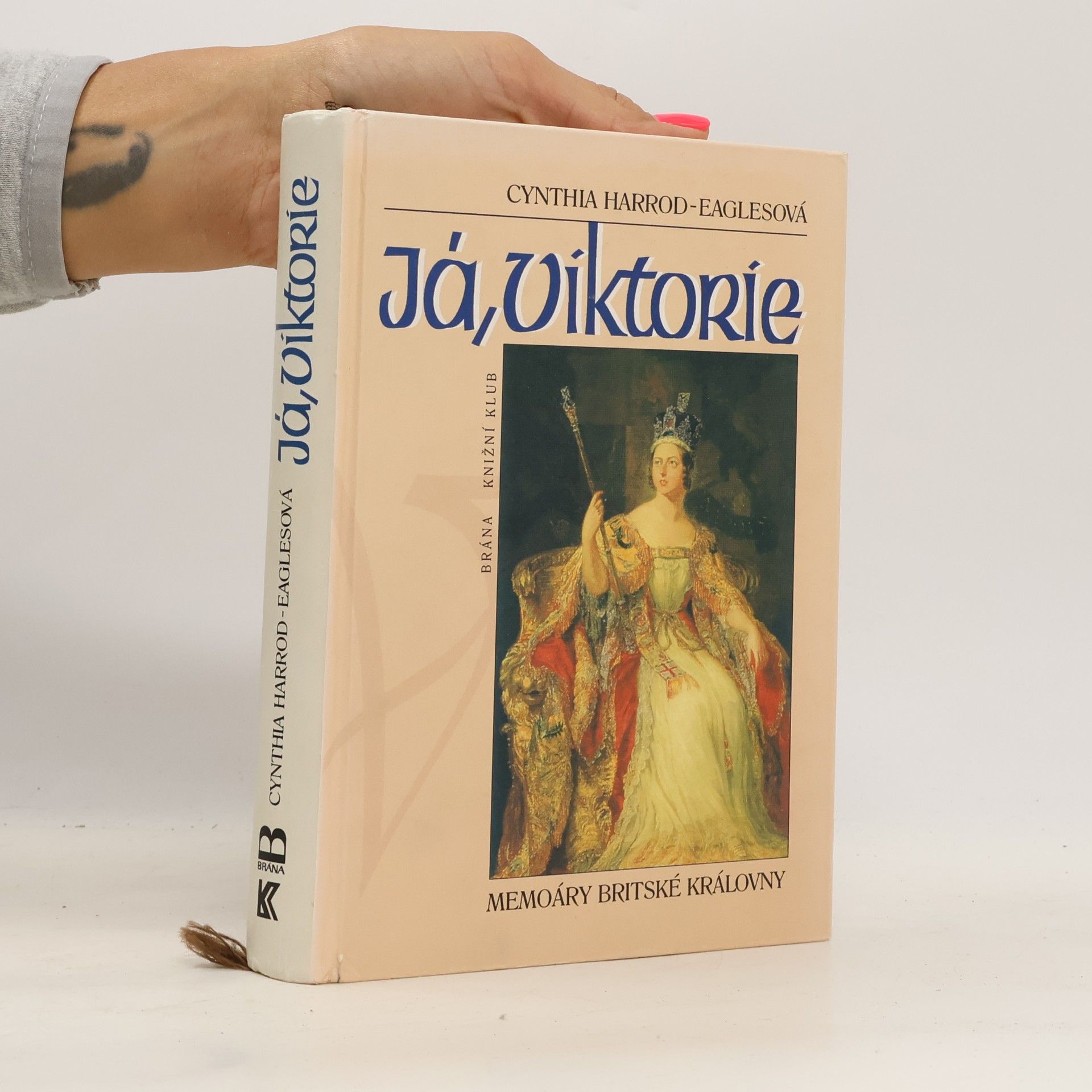 Cynthia Harrod-Eagles Já, Viktorie: Memoáry britské královny