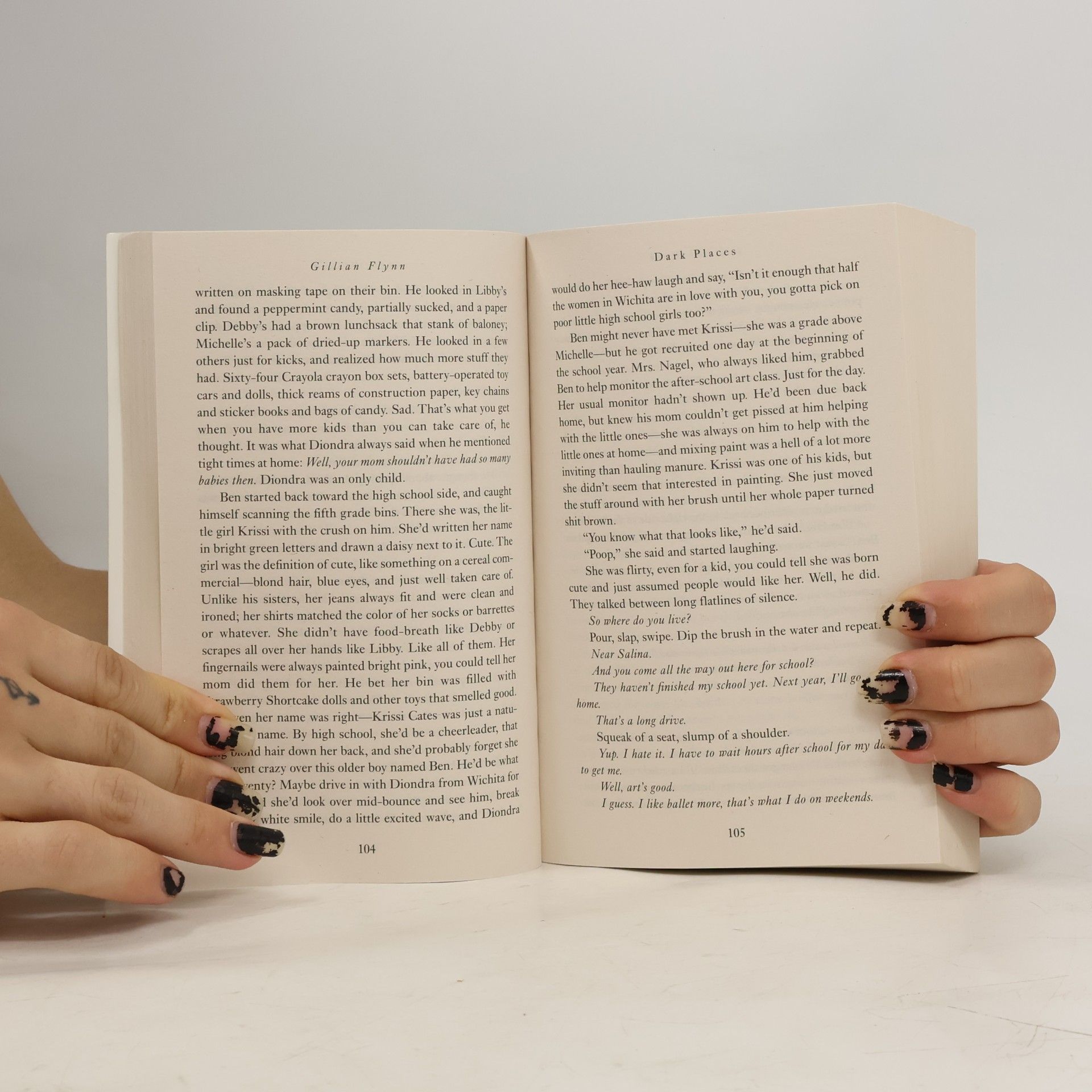 Gillian Flynn Dark Places