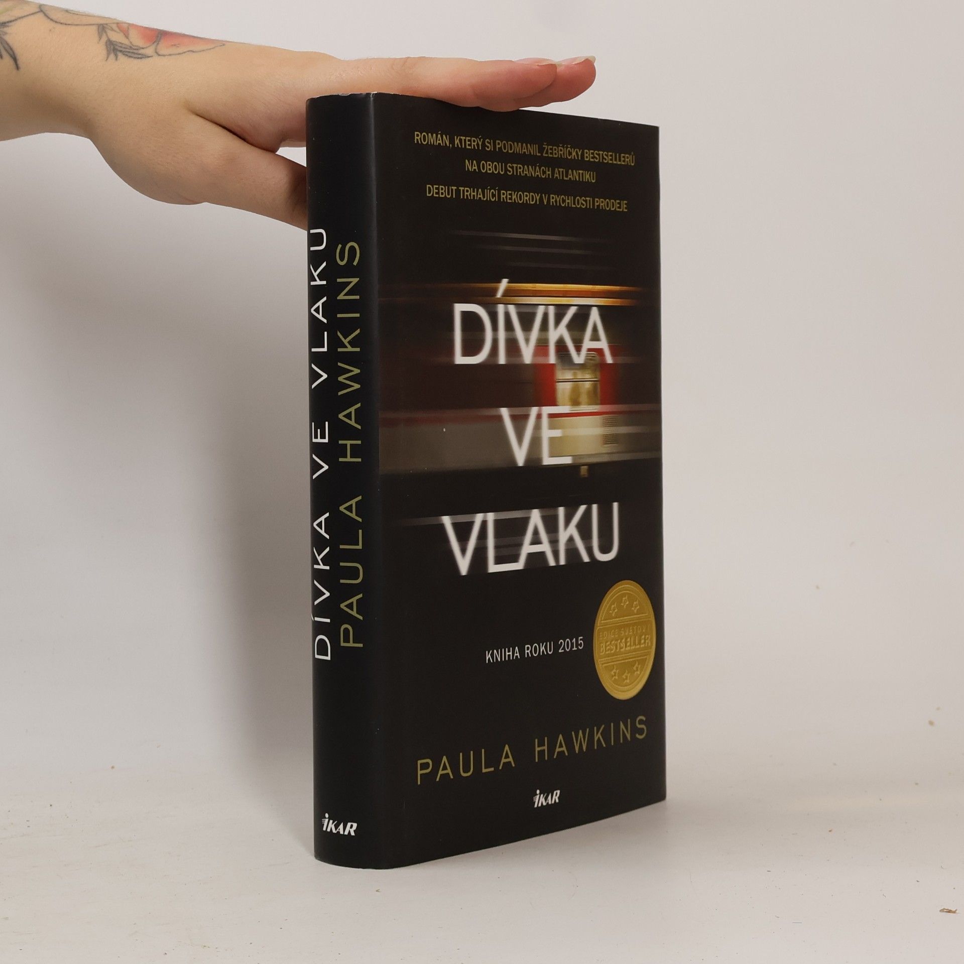 Paula Hawkins Dívka ve vlaku