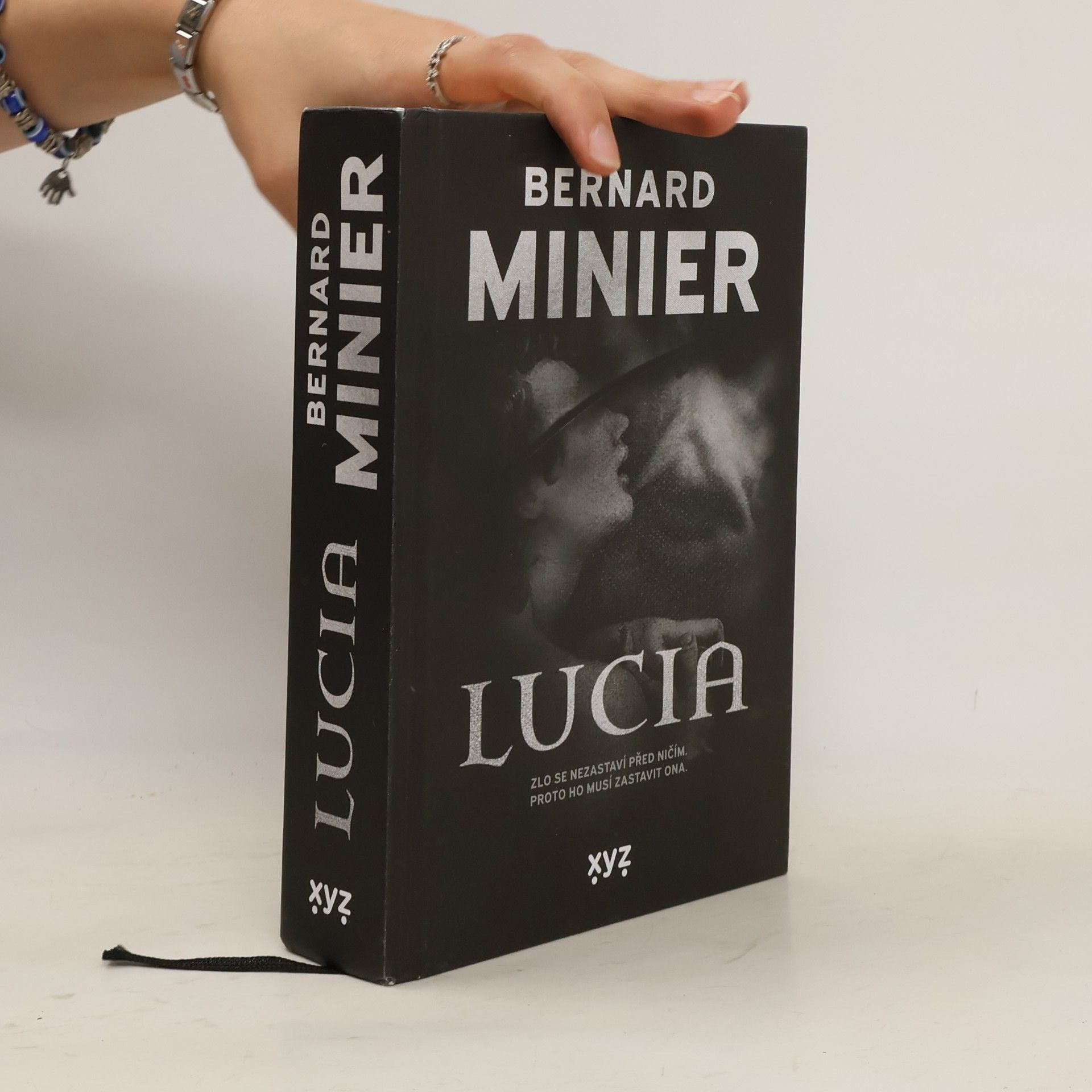 Bernard Minier Lucia