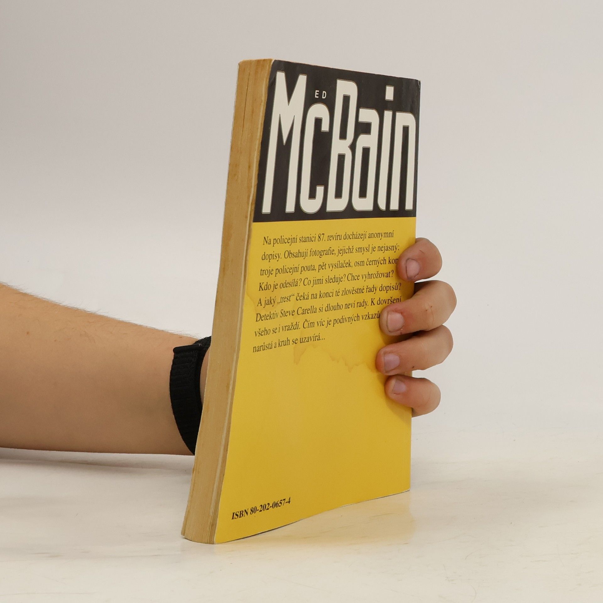 Ed McBain Osm černých koní
