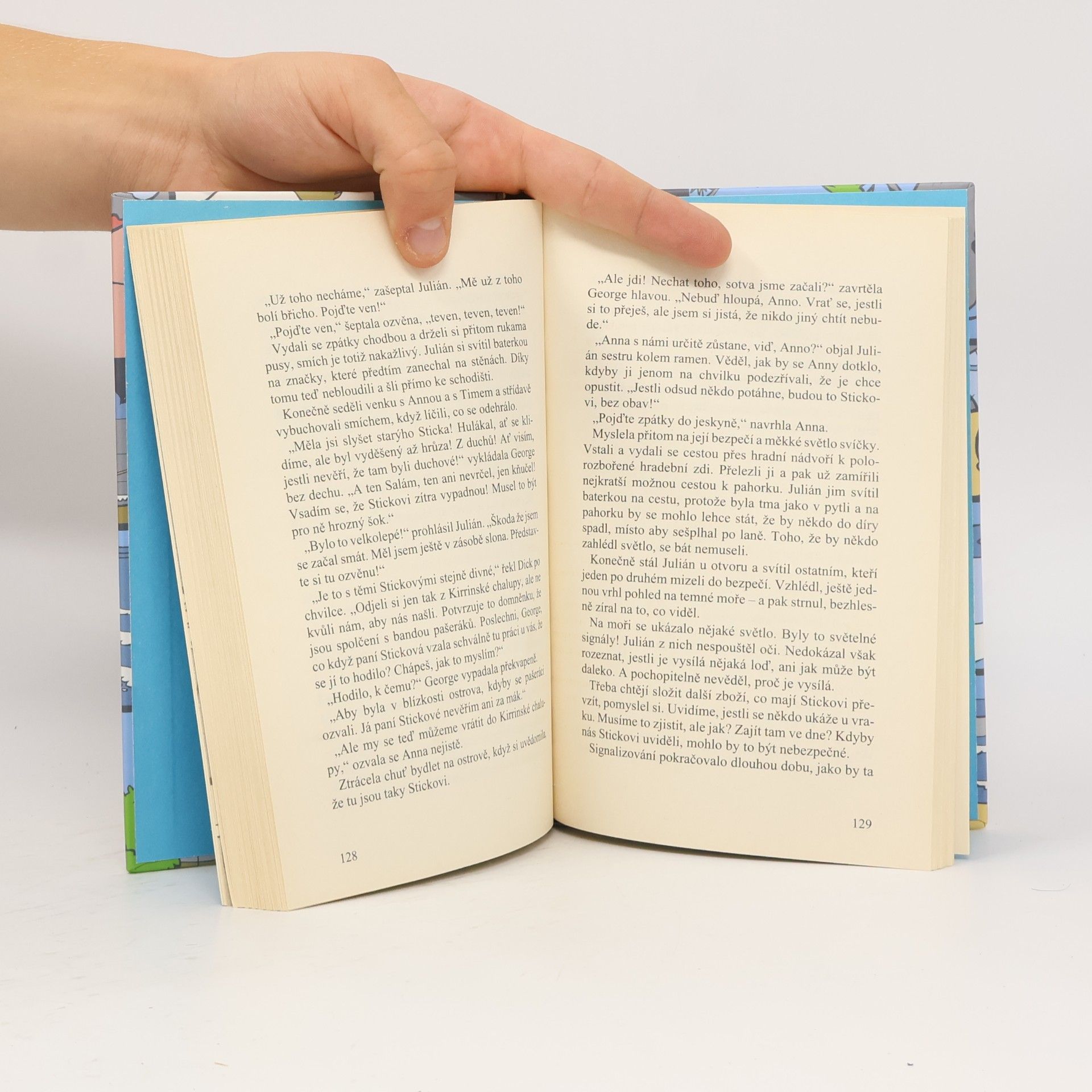 Enid Blyton Správná pětka. Na útěku